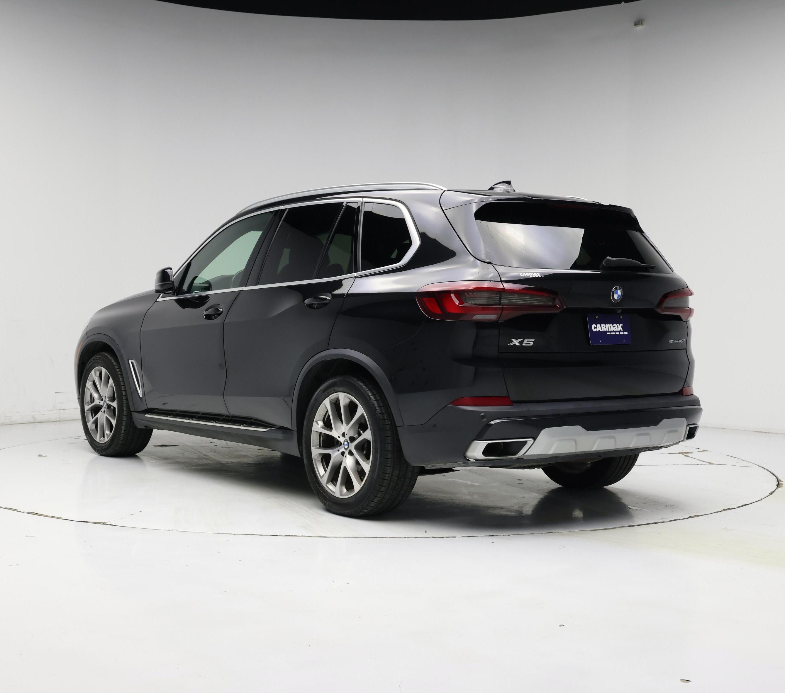Thumbnail: 2022 BMW X5 - 2