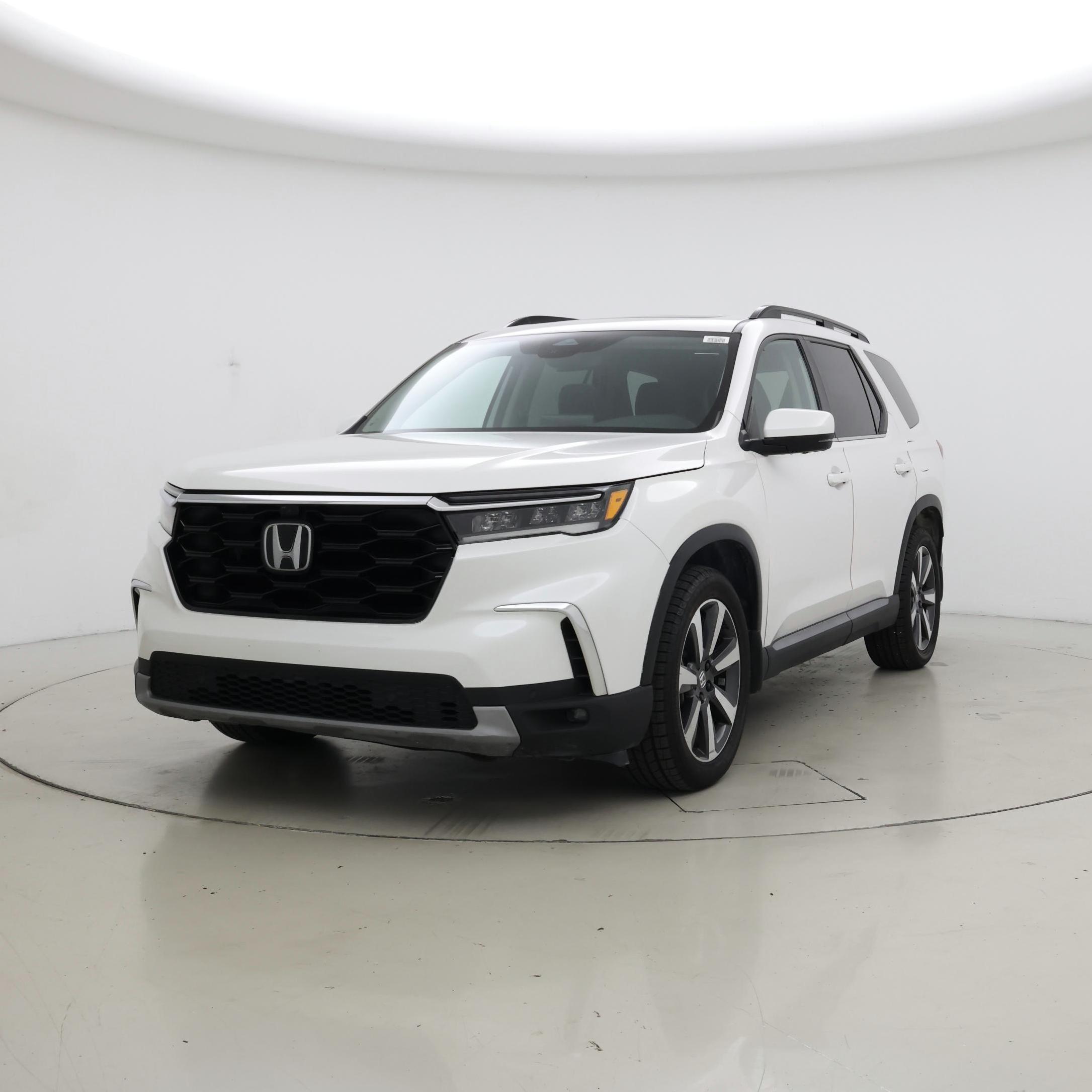 Thumbnail: 2023 Honda Pilot - 4