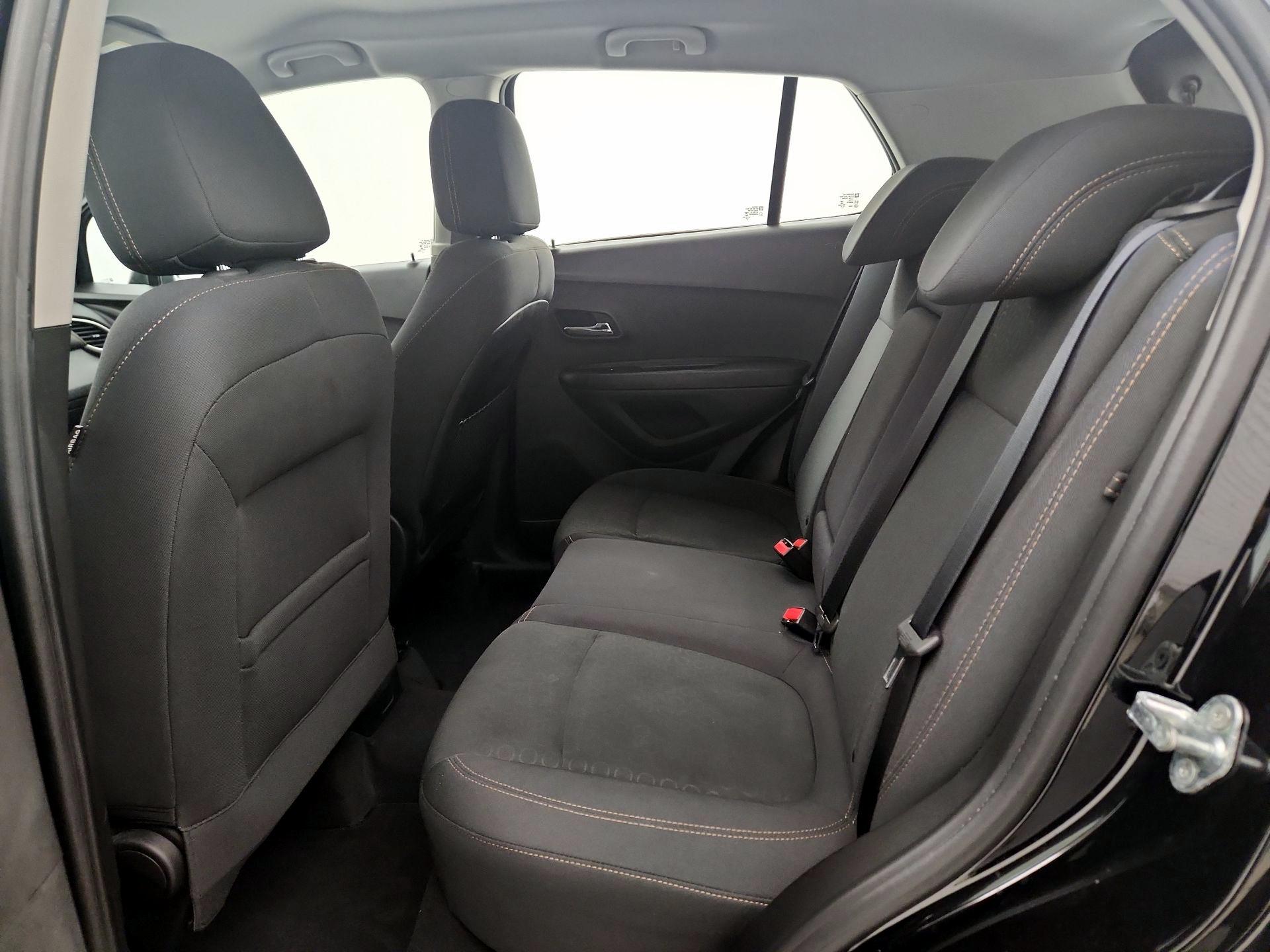 Thumbnail: 2017 Chevrolet Trax - 19