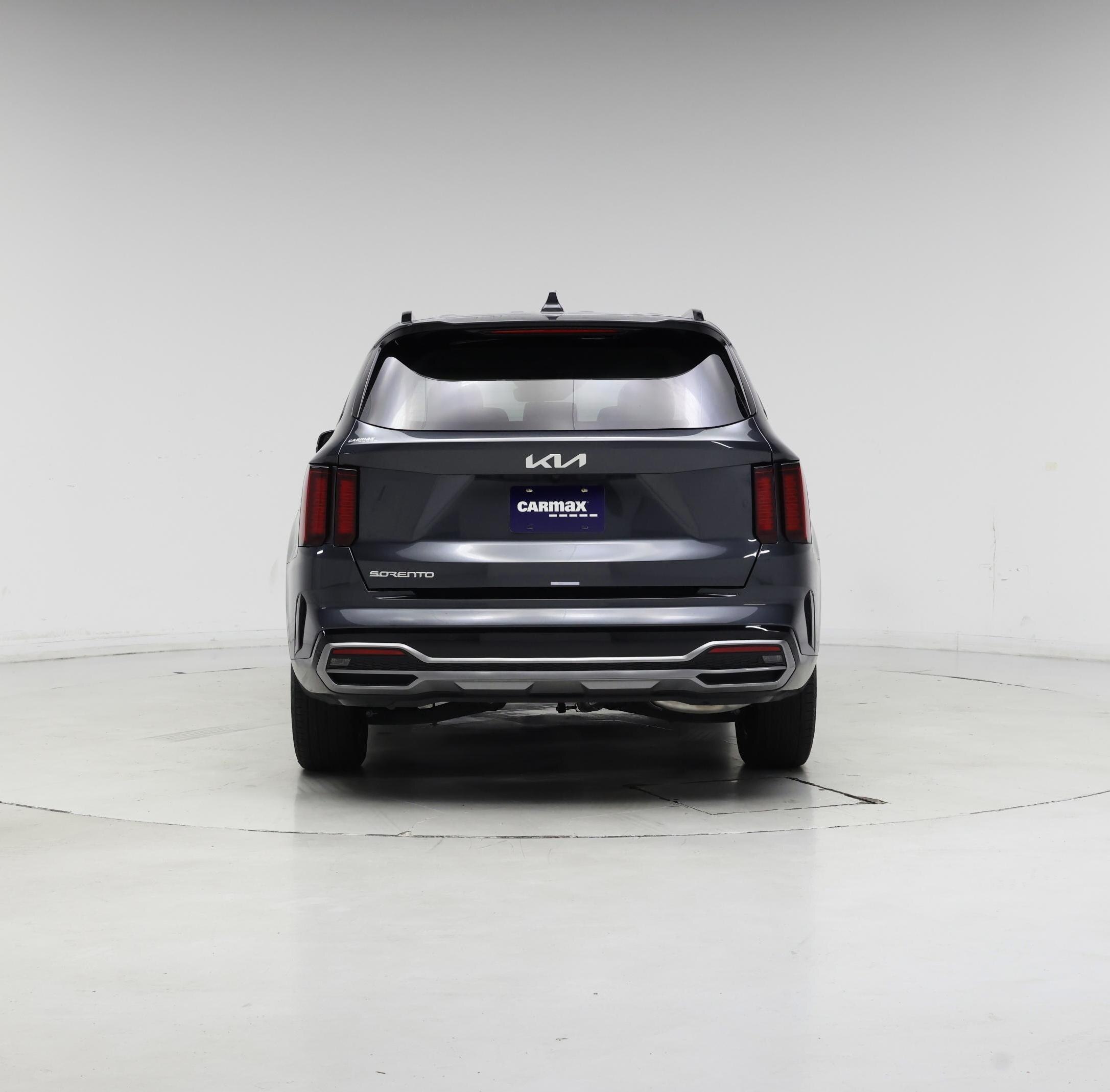 Thumbnail: 2023 Kia Sorento - 6