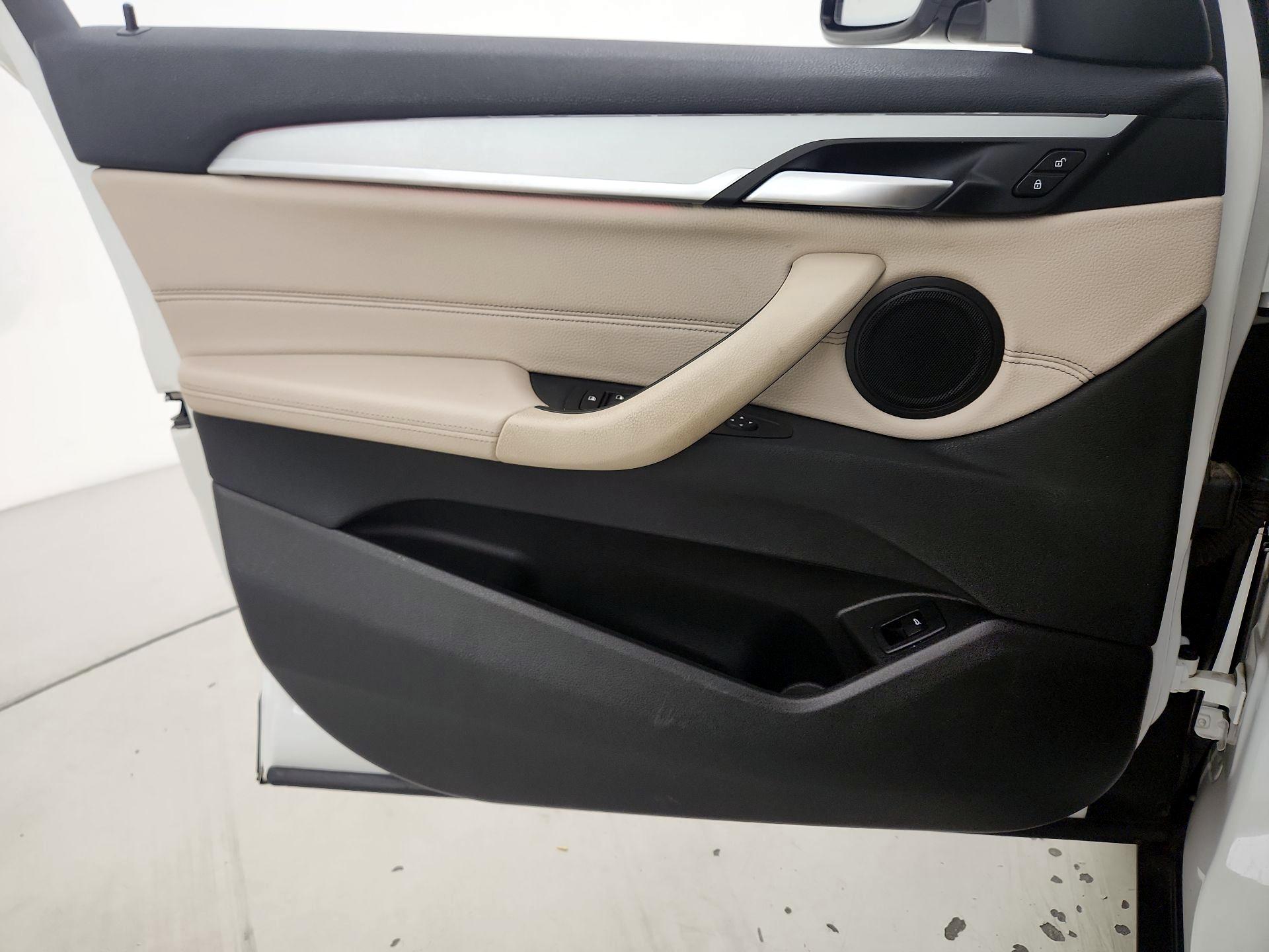 Thumbnail: 2020 BMW X2 - 12