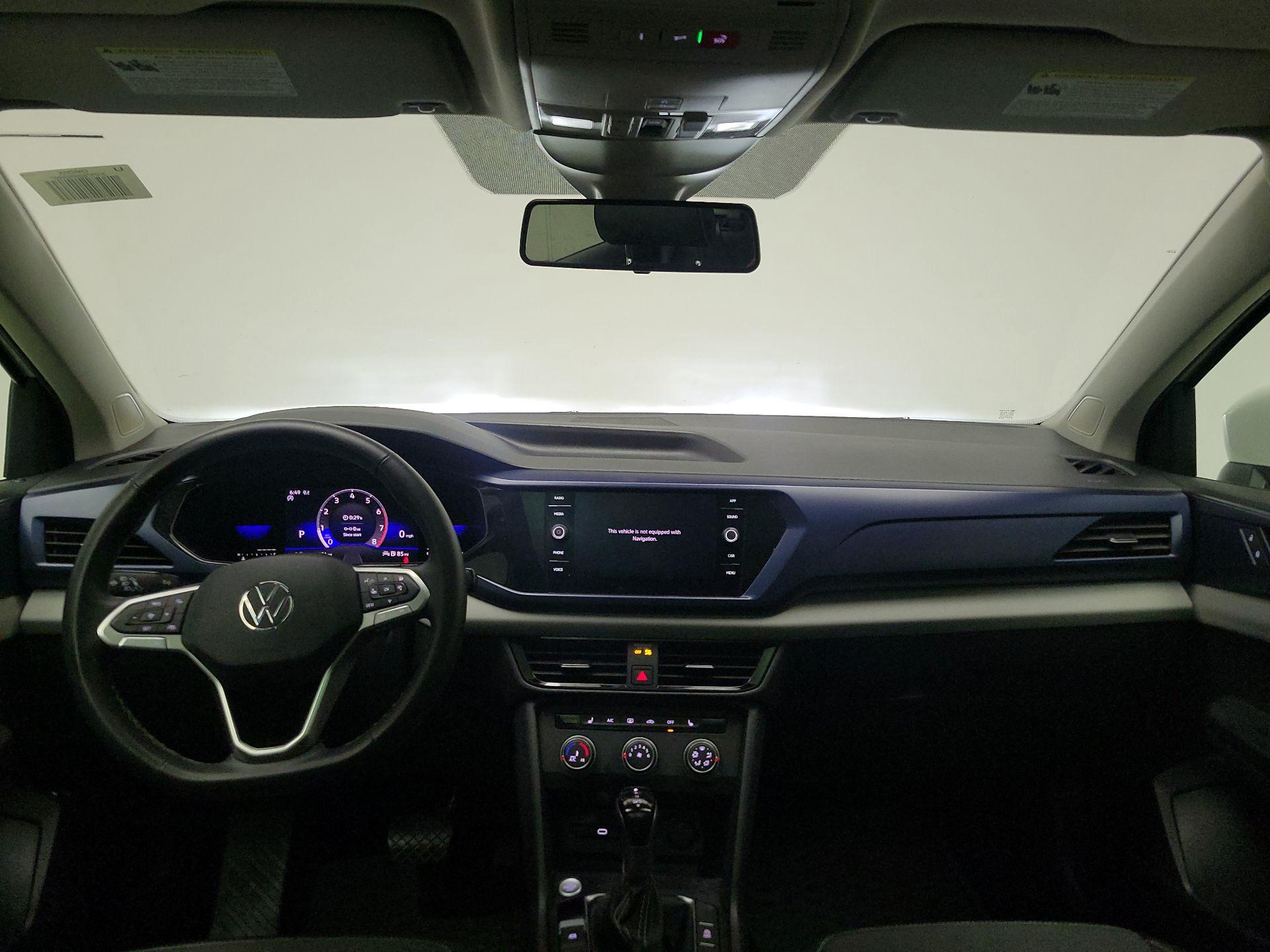 Thumbnail: 2022 Volkswagen Taos - 9