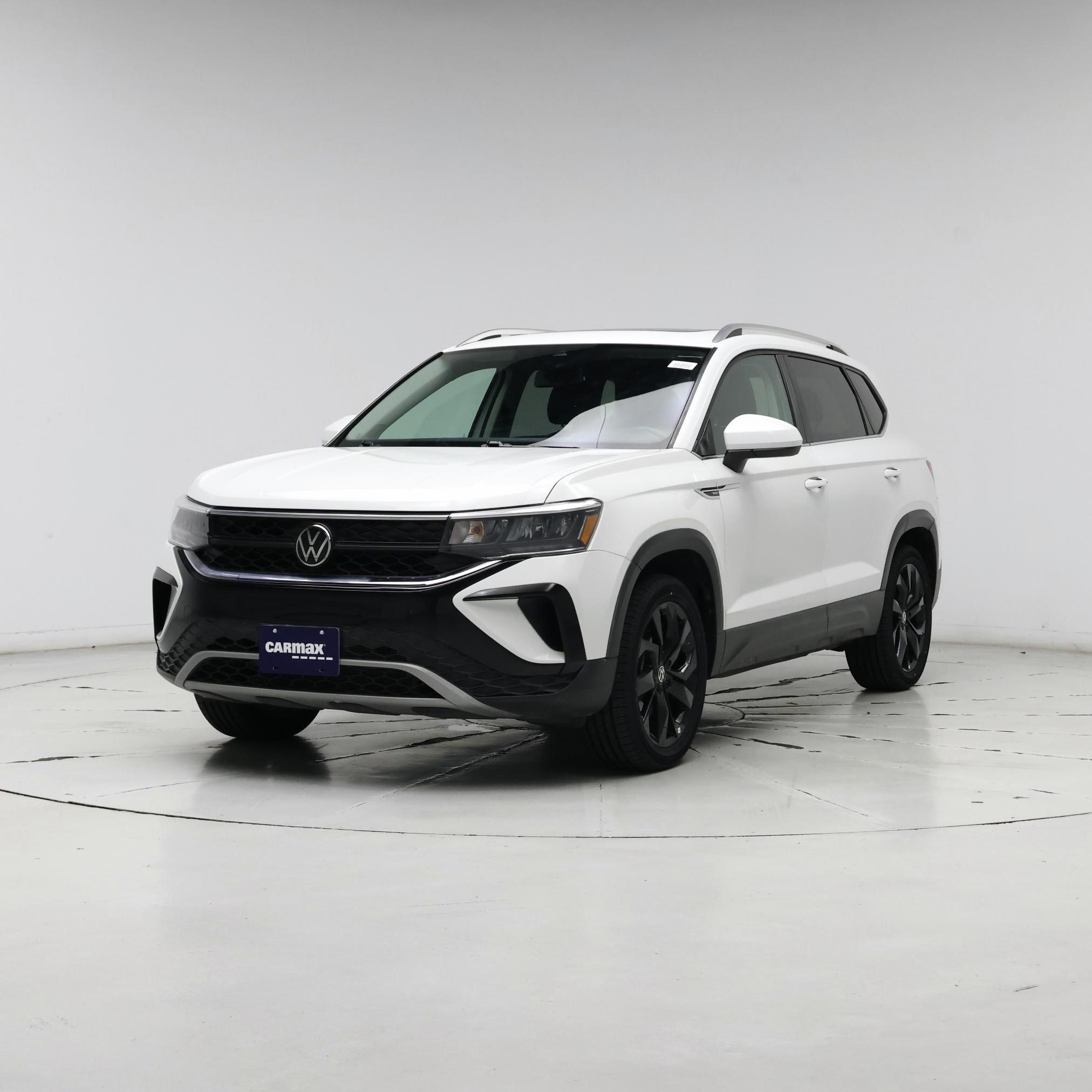 Thumbnail: 2022 Volkswagen Taos - 4