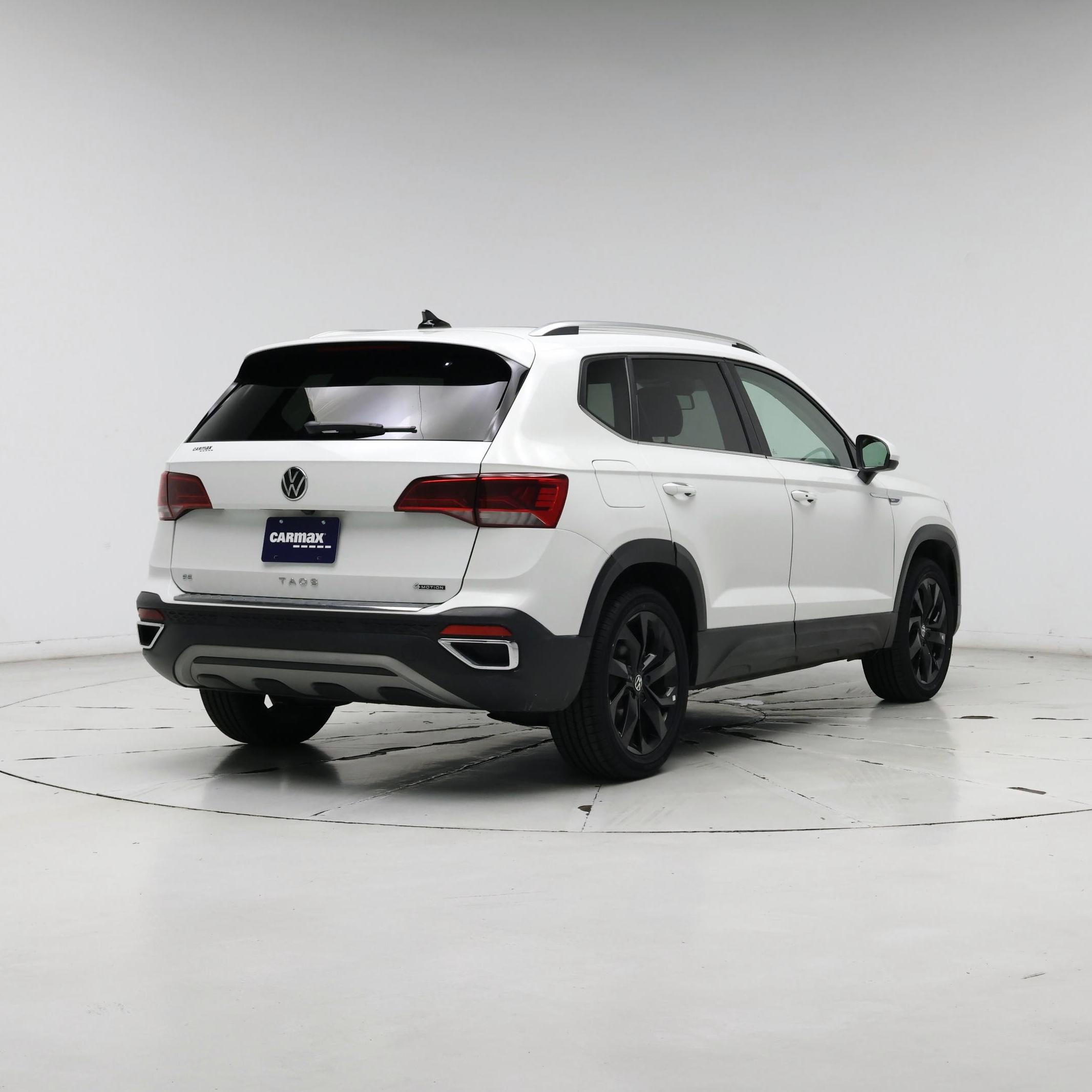 Thumbnail: 2022 Volkswagen Taos - 8