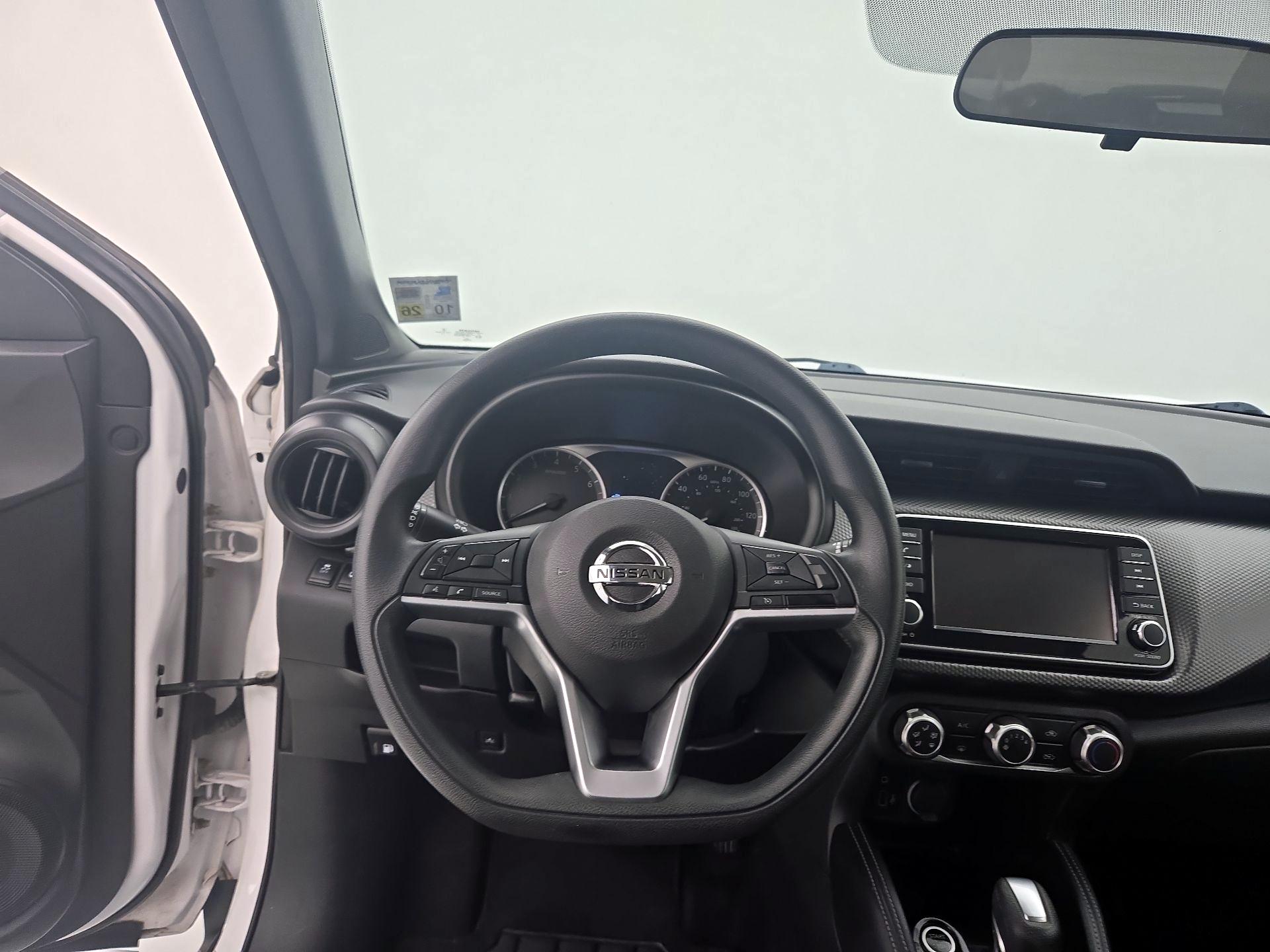 Thumbnail: 2019 Nissan Kicks - 10