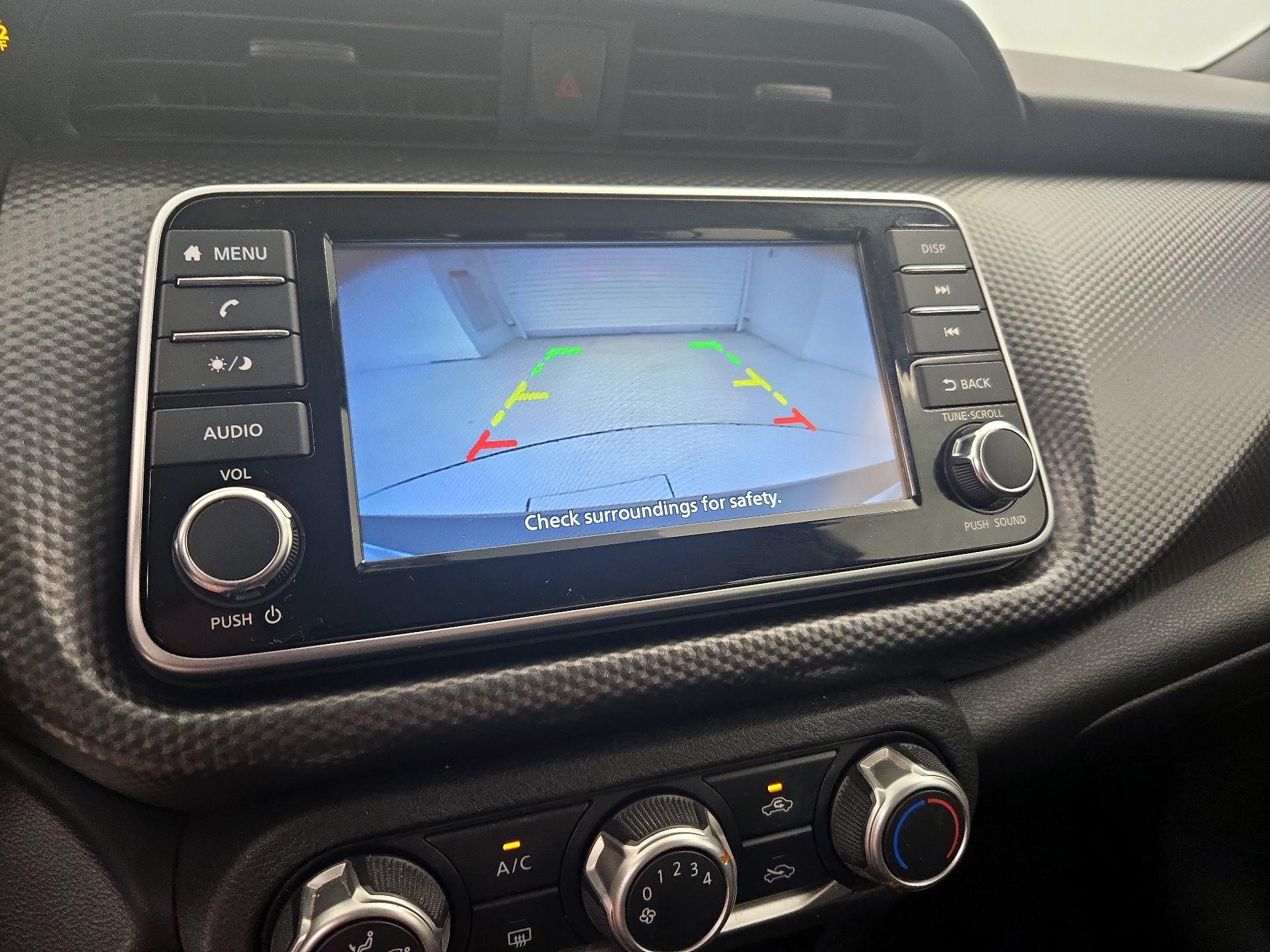 Thumbnail: 2019 Nissan Kicks - 14
