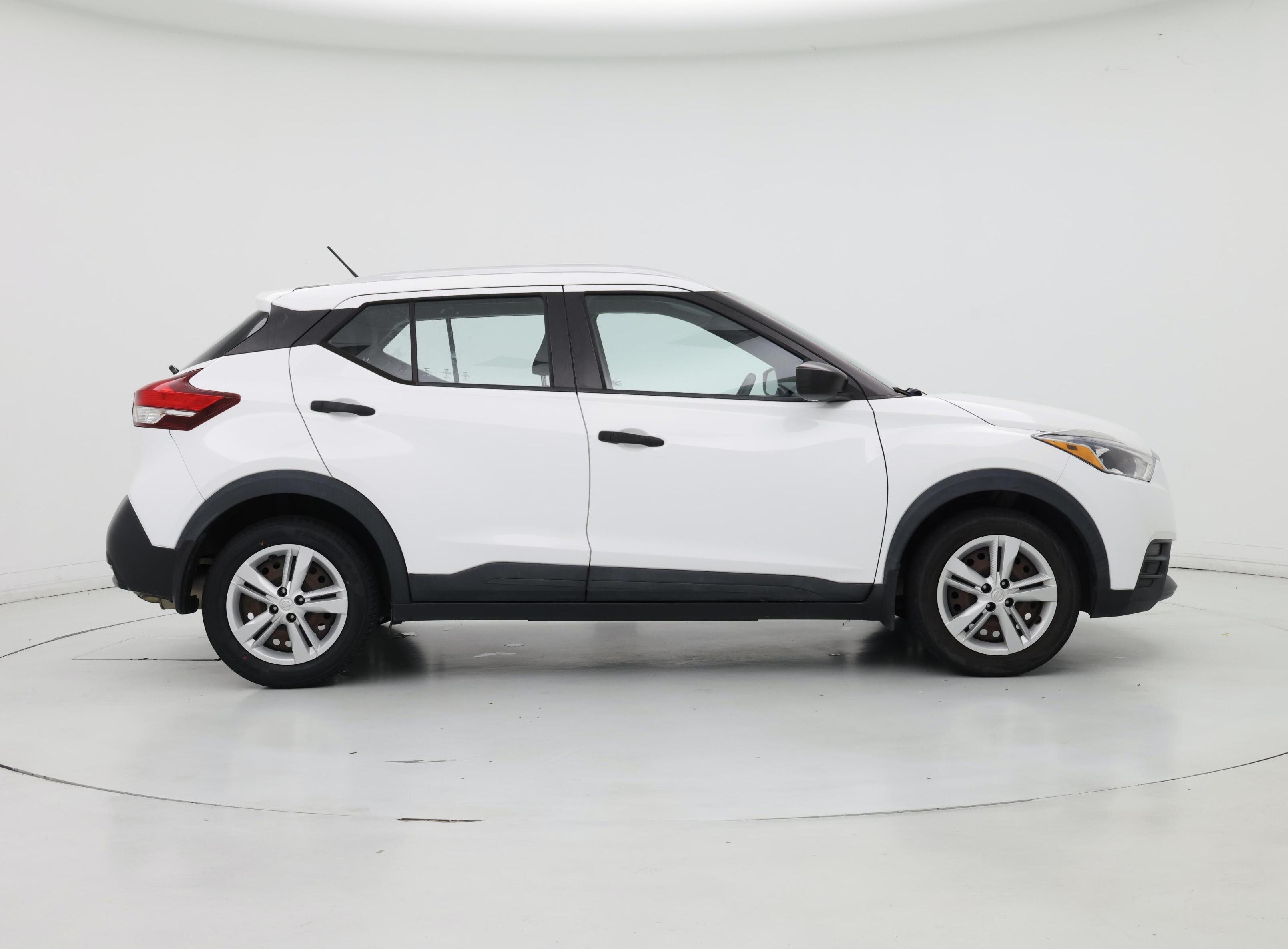 Thumbnail: 2019 Nissan Kicks - 7