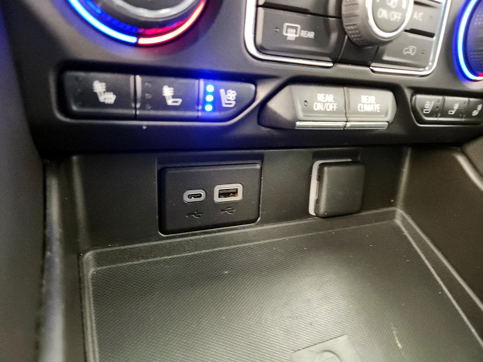 Thumbnail: 2023 Chevrolet Tahoe - 19