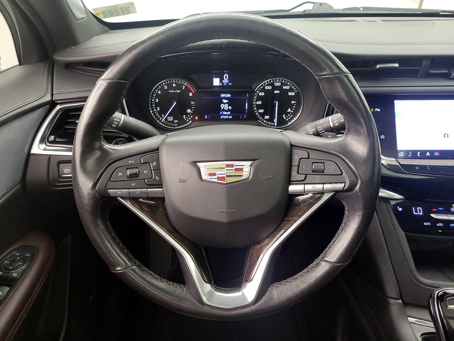 Thumbnail: 2020 Cadillac XT6 - 10