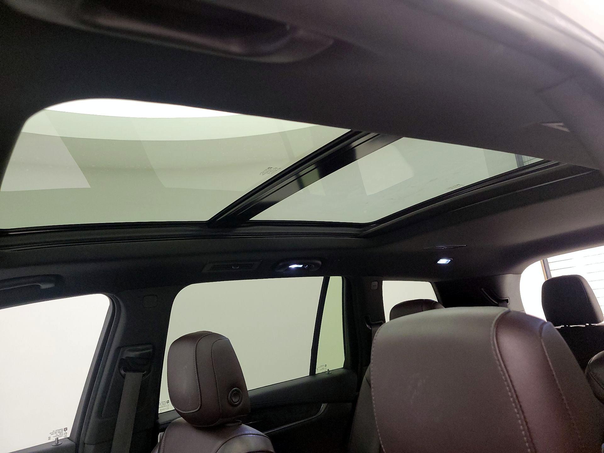 Thumbnail: 2020 Cadillac XT6 - 20