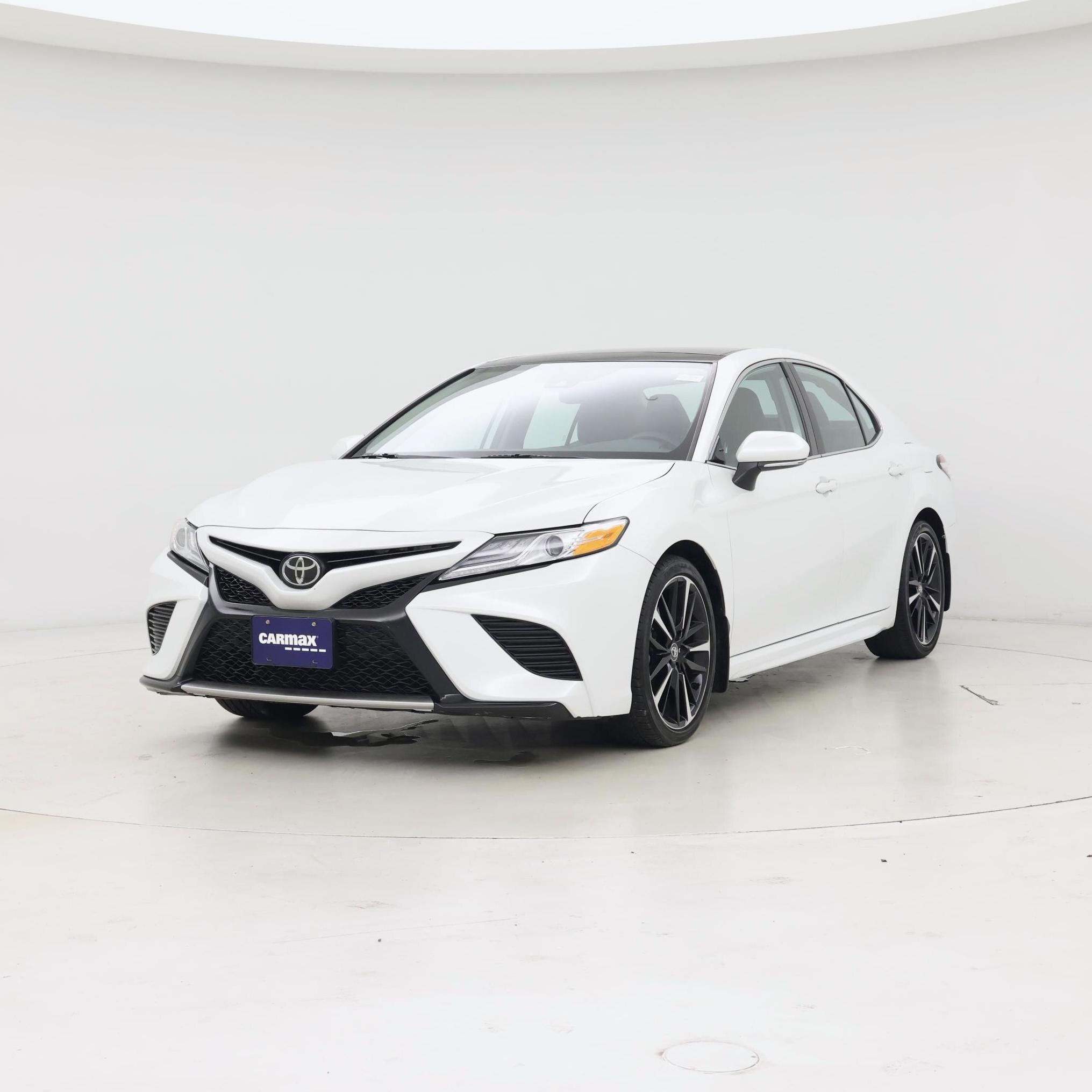 Thumbnail: 2020 Toyota Camry - 4