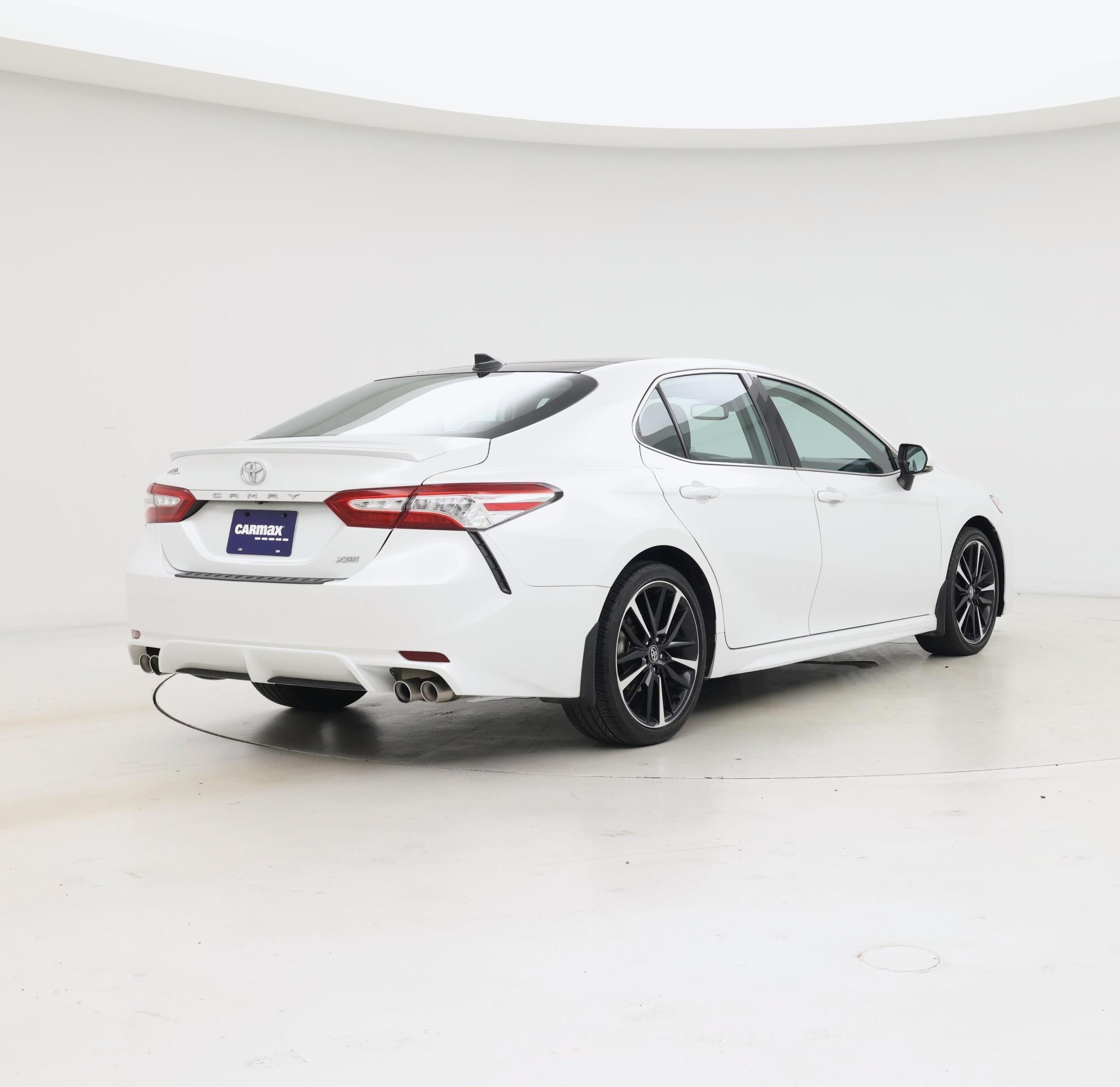 Thumbnail: 2020 Toyota Camry - 8