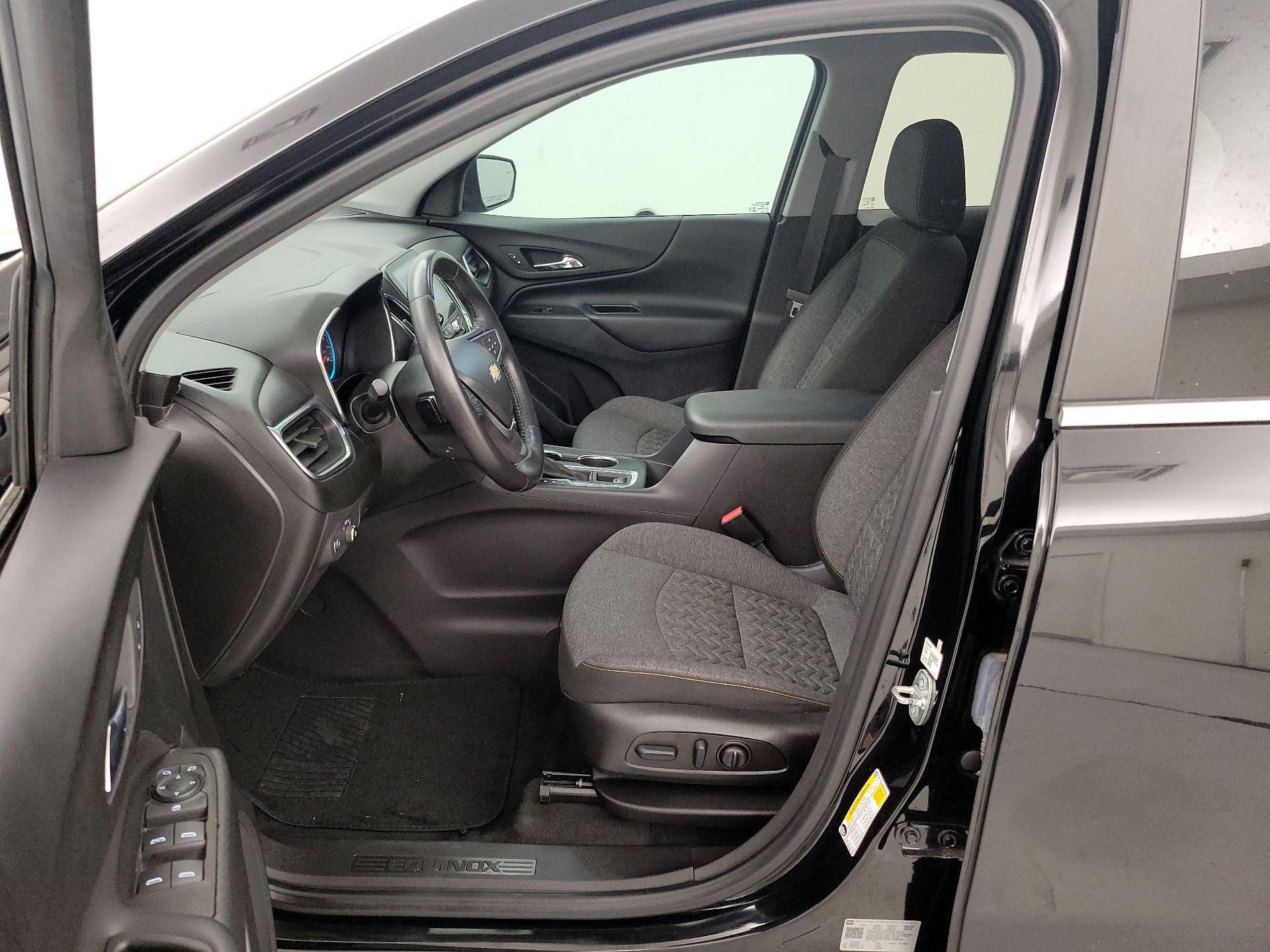 Thumbnail: 2022 Chevrolet Equinox - 11