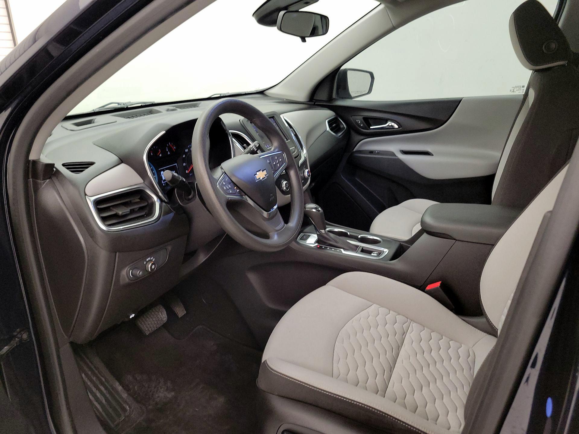 Thumbnail: 2021 Chevrolet Equinox - 11