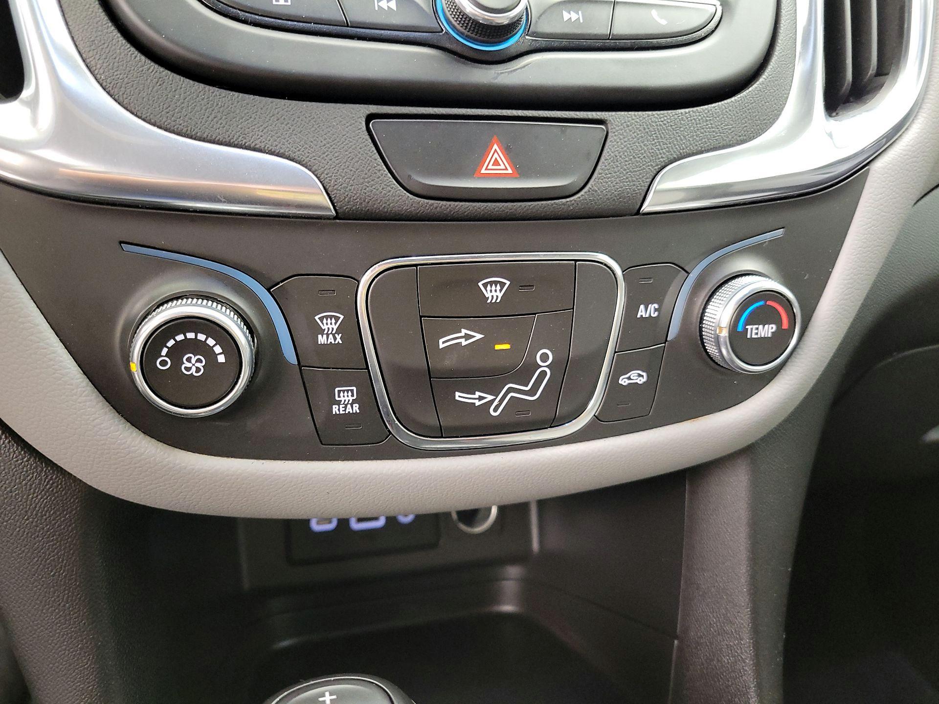 Thumbnail: 2021 Chevrolet Equinox - 16