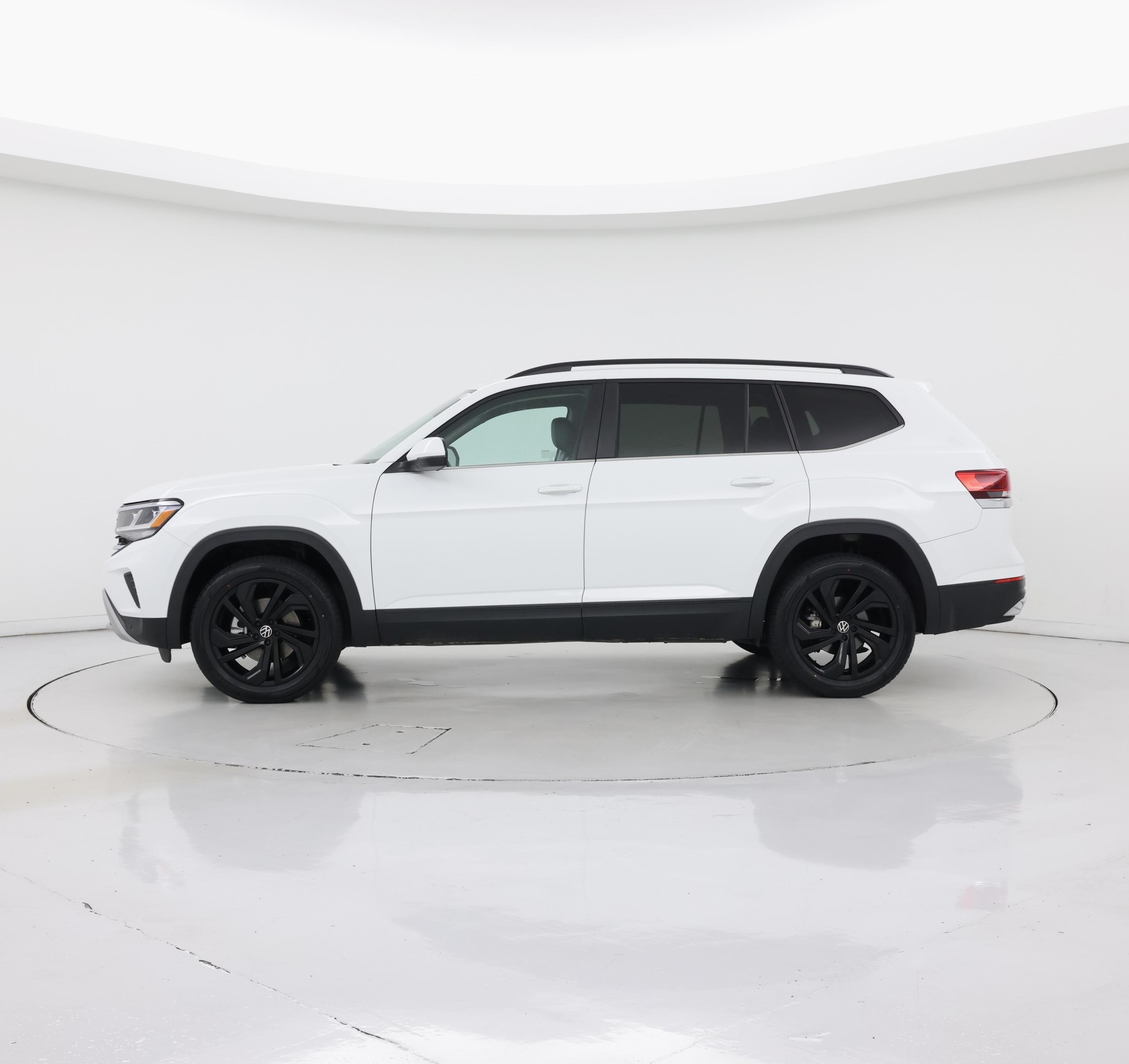 Thumbnail: 2022 Volkswagen Atlas - 3
