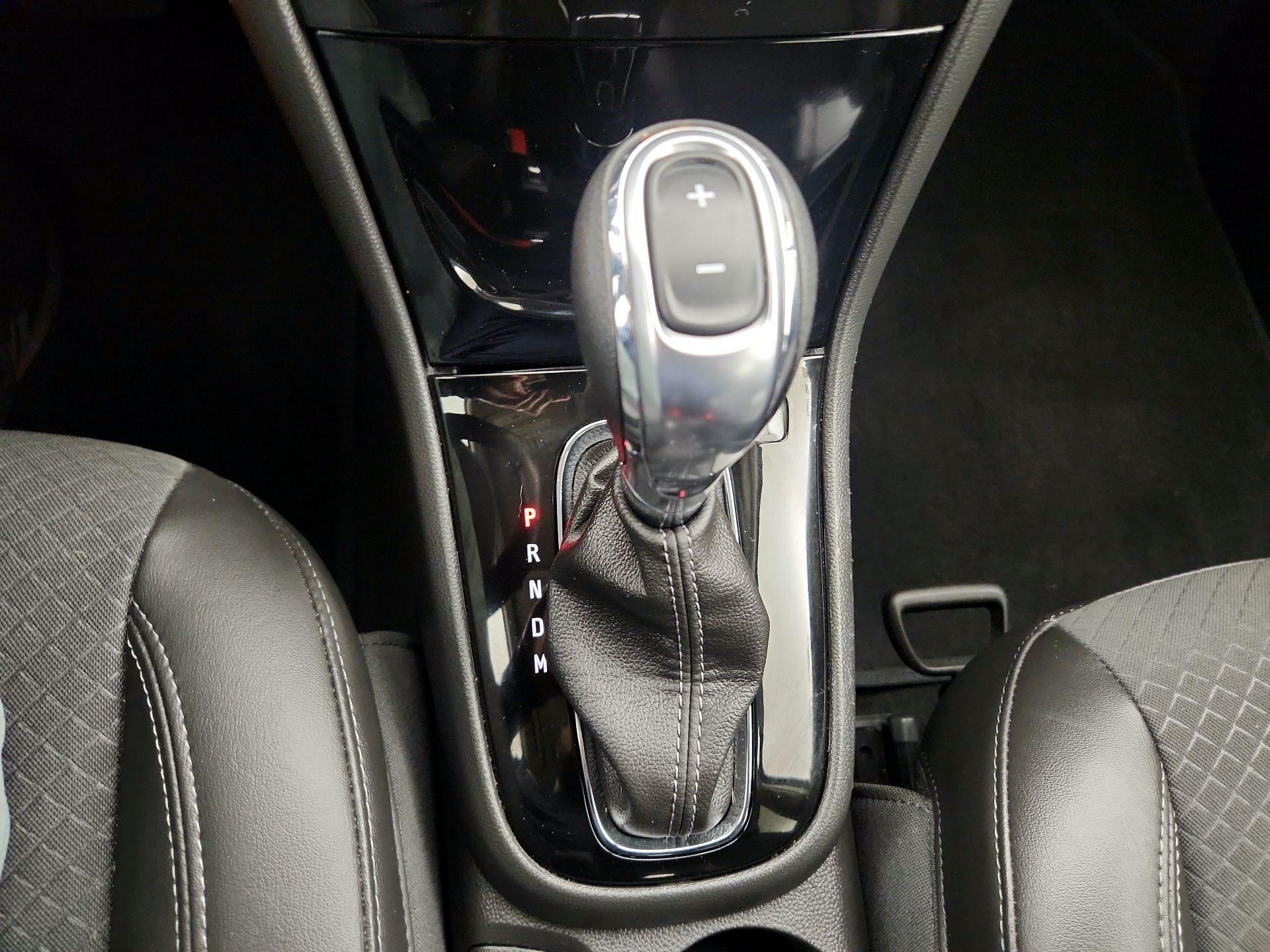 Thumbnail: 2022 Buick Encore - 17