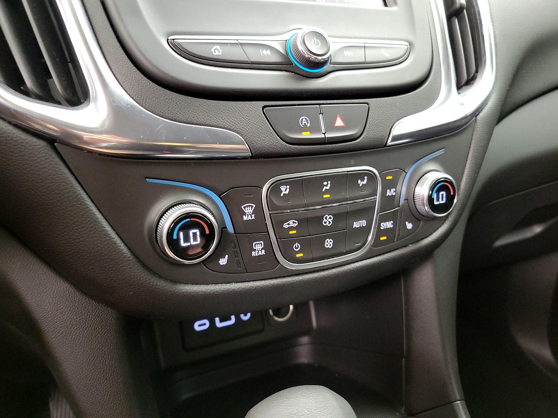 Thumbnail: 2022 Chevrolet Equinox - 17
