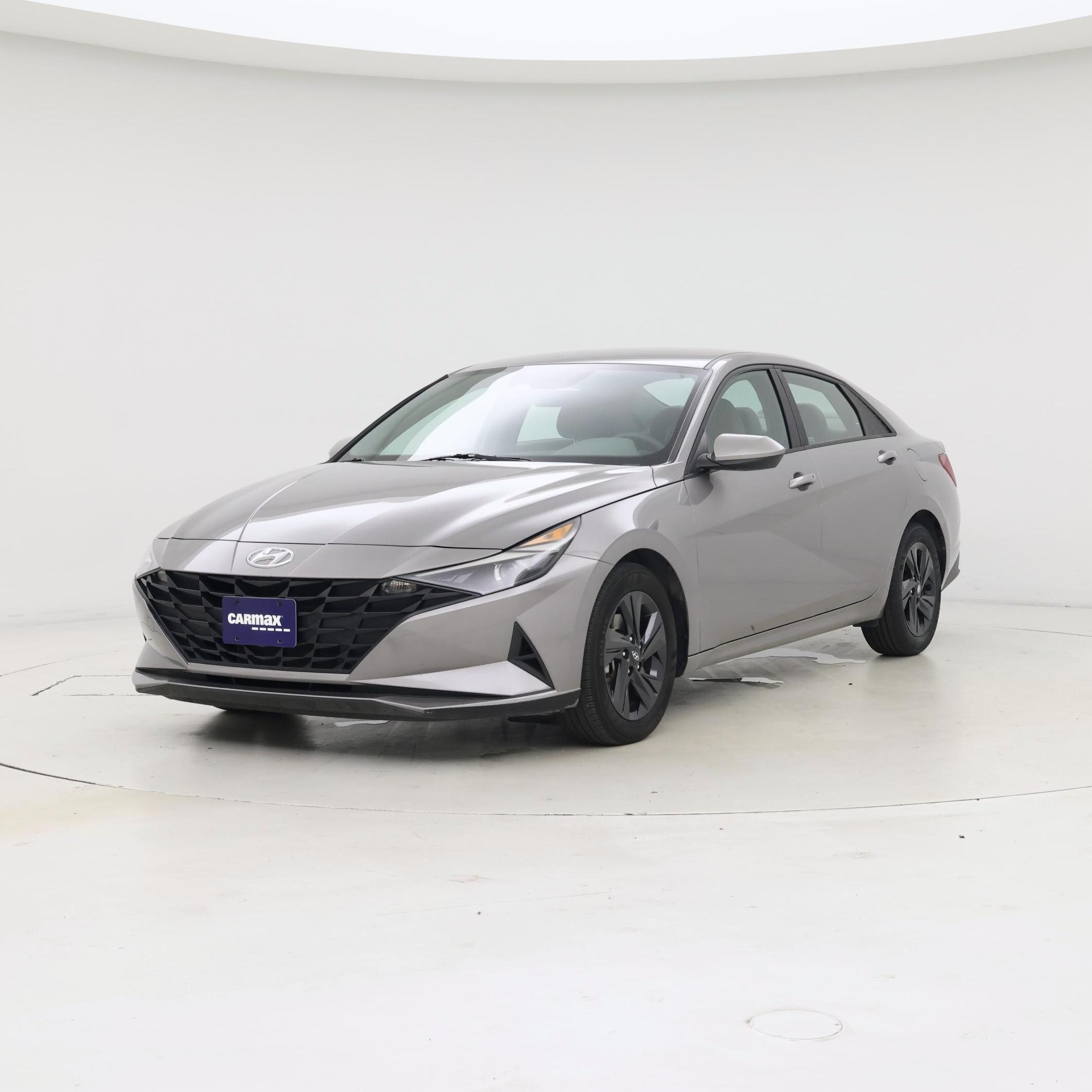 Thumbnail: 2022 Hyundai Elantra - 4