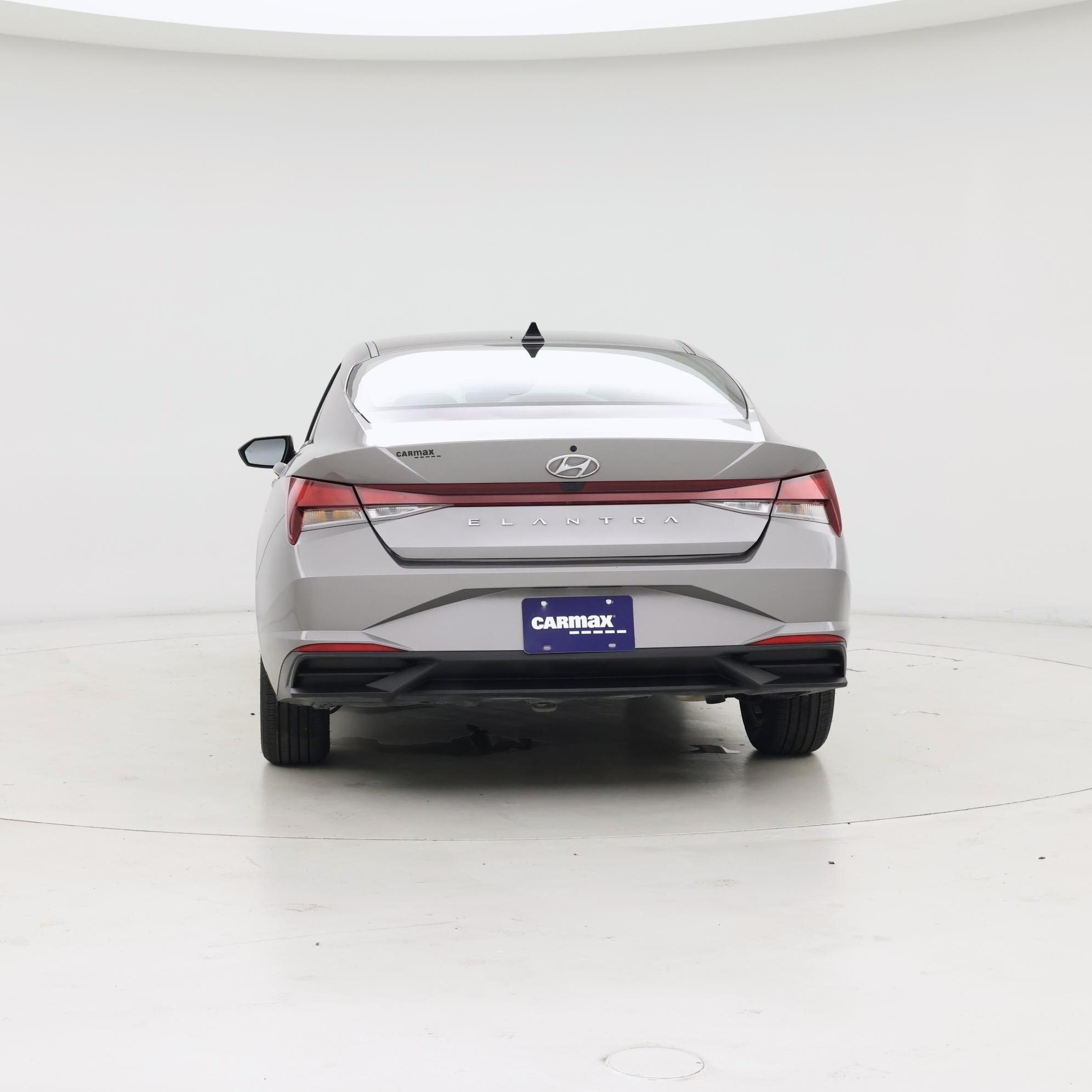 Thumbnail: 2022 Hyundai Elantra - 6