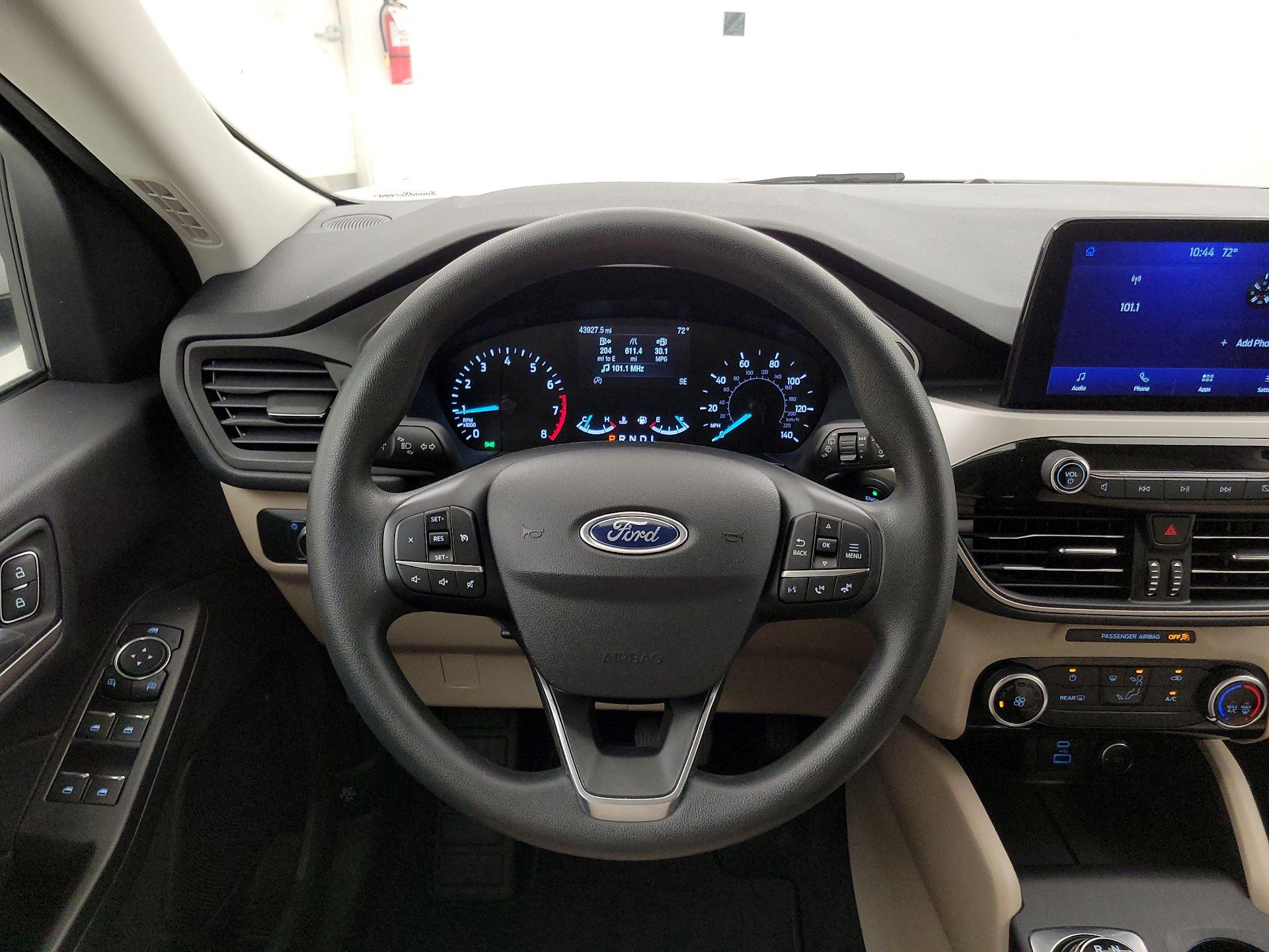 Thumbnail: 2021 Ford Escape - 10