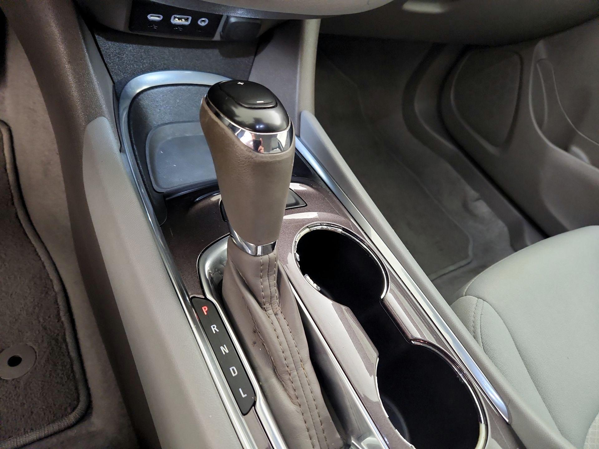 Thumbnail: 2020 Chevrolet Malibu - 17