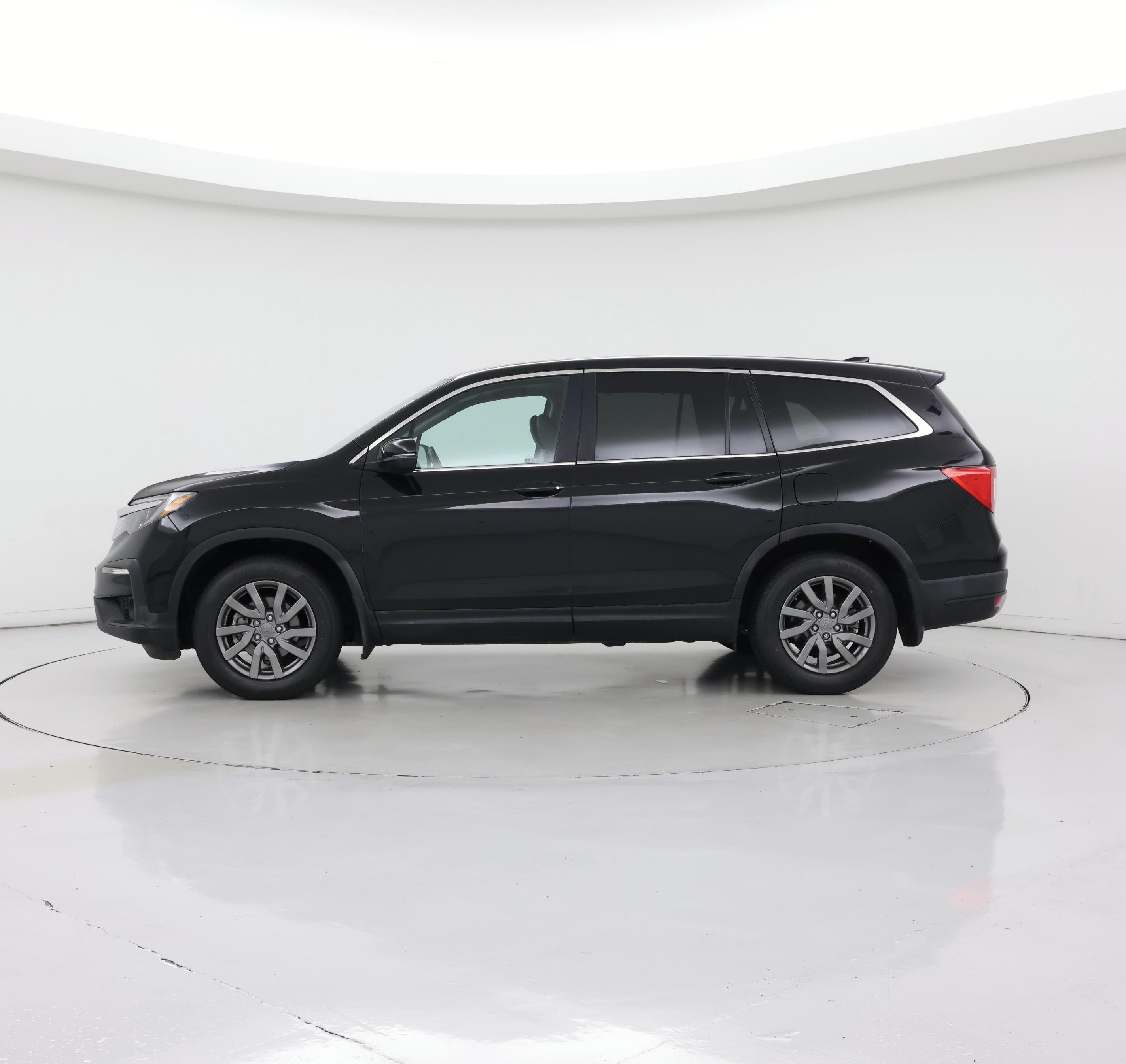 Thumbnail: 2021 Honda Pilot - 3