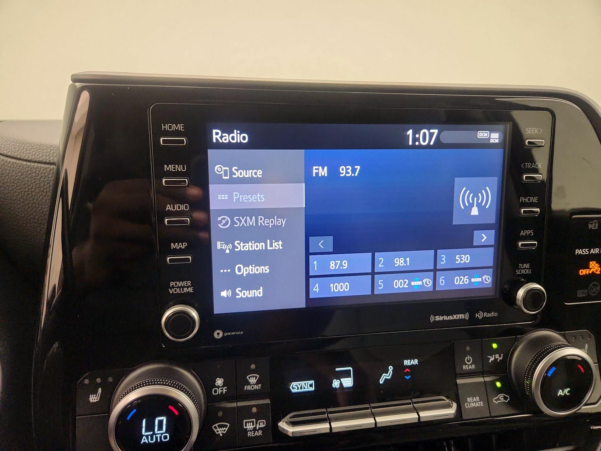Thumbnail: 2021 Toyota Highlander - 15