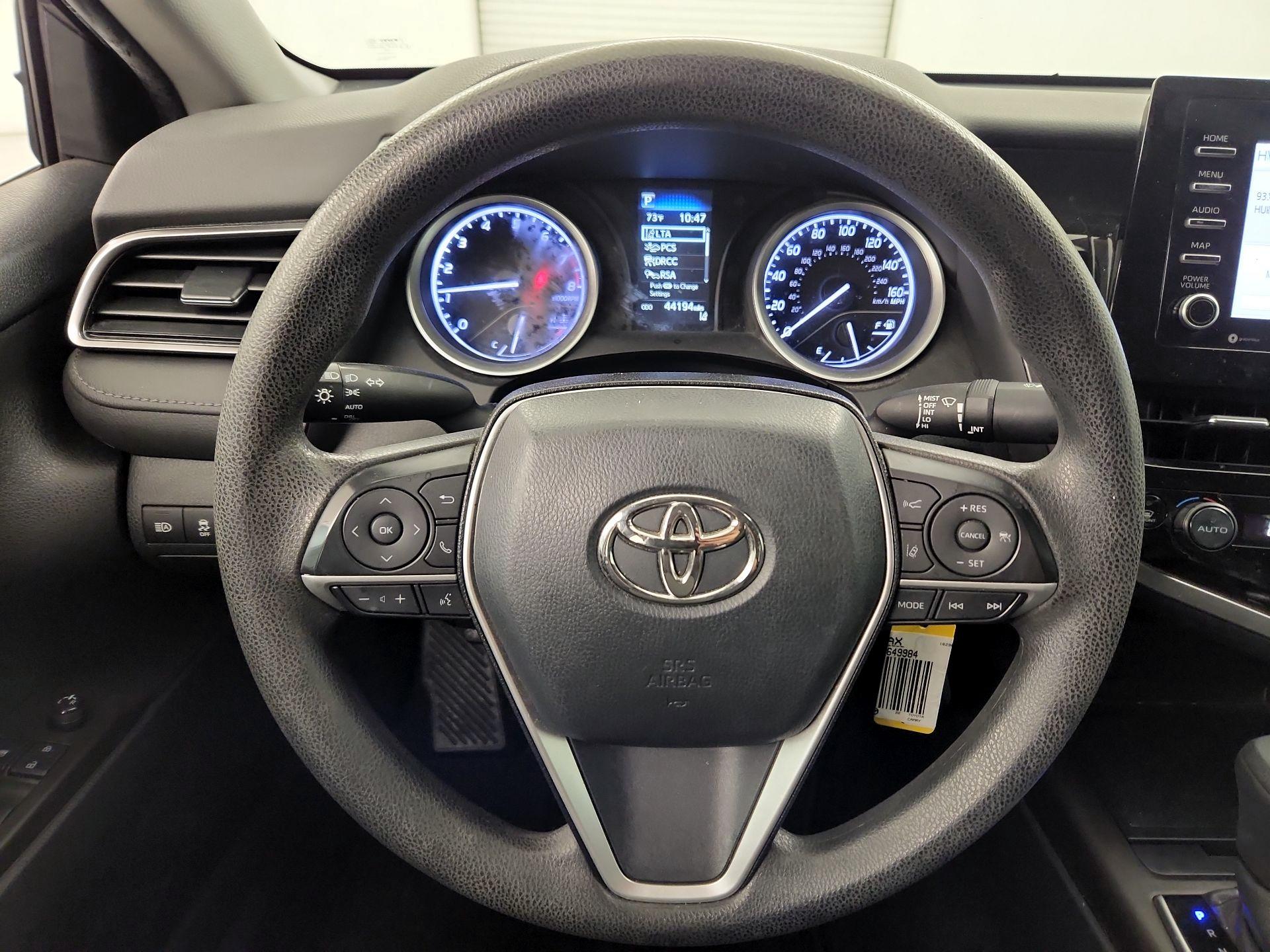 Thumbnail: 2022 Toyota Camry - 10