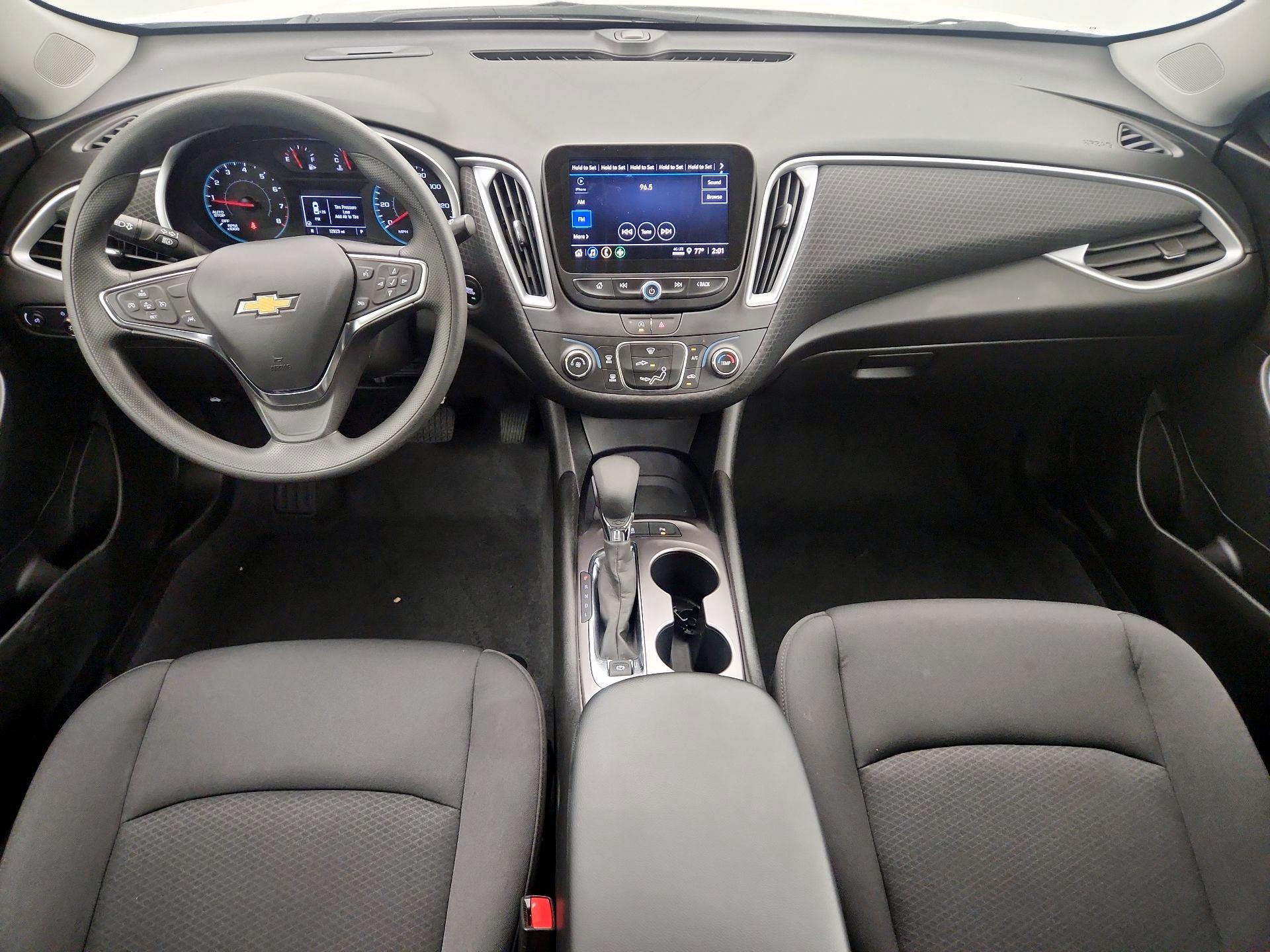 Thumbnail: 2023 Chevrolet Malibu - 9
