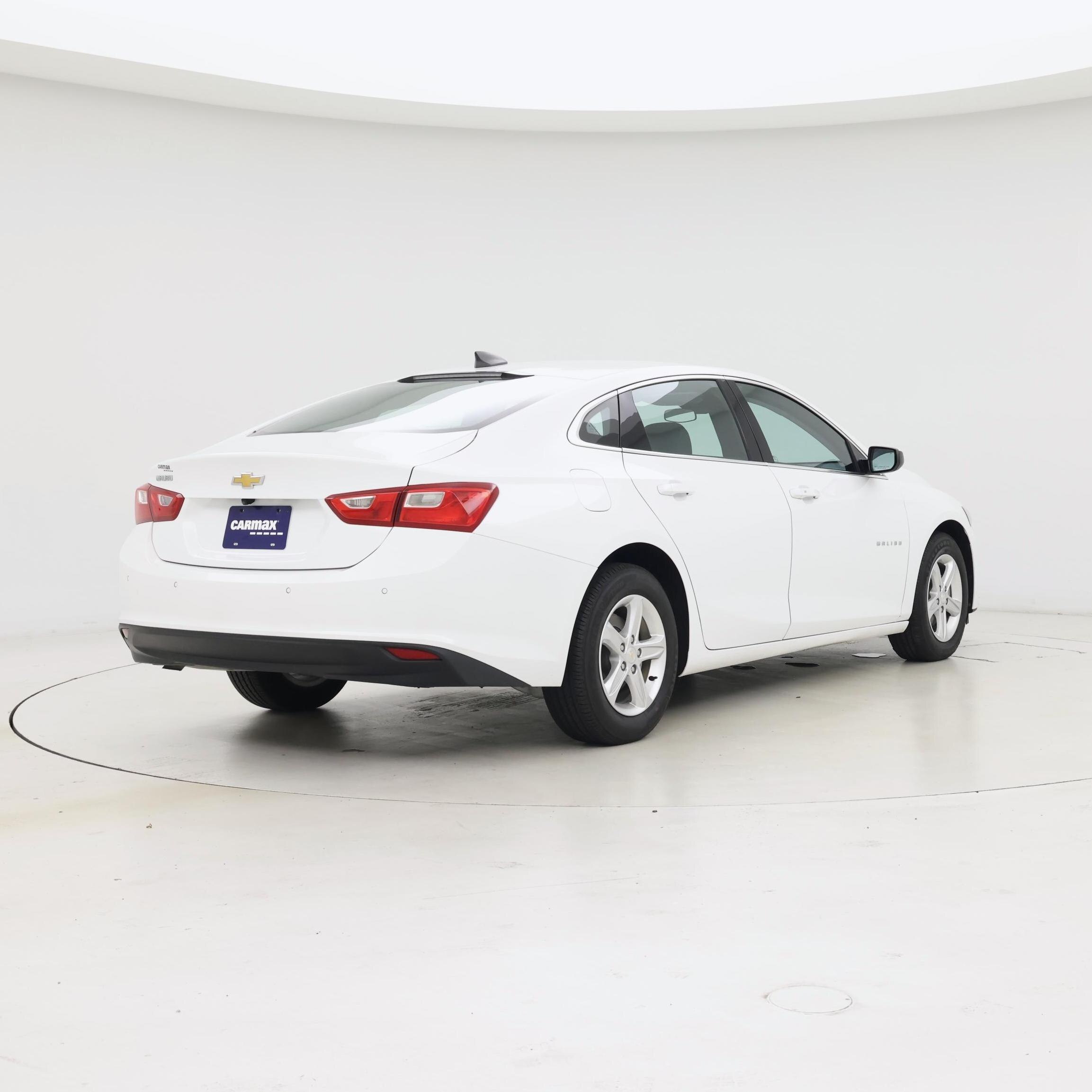 Thumbnail: 2023 Chevrolet Malibu - 8