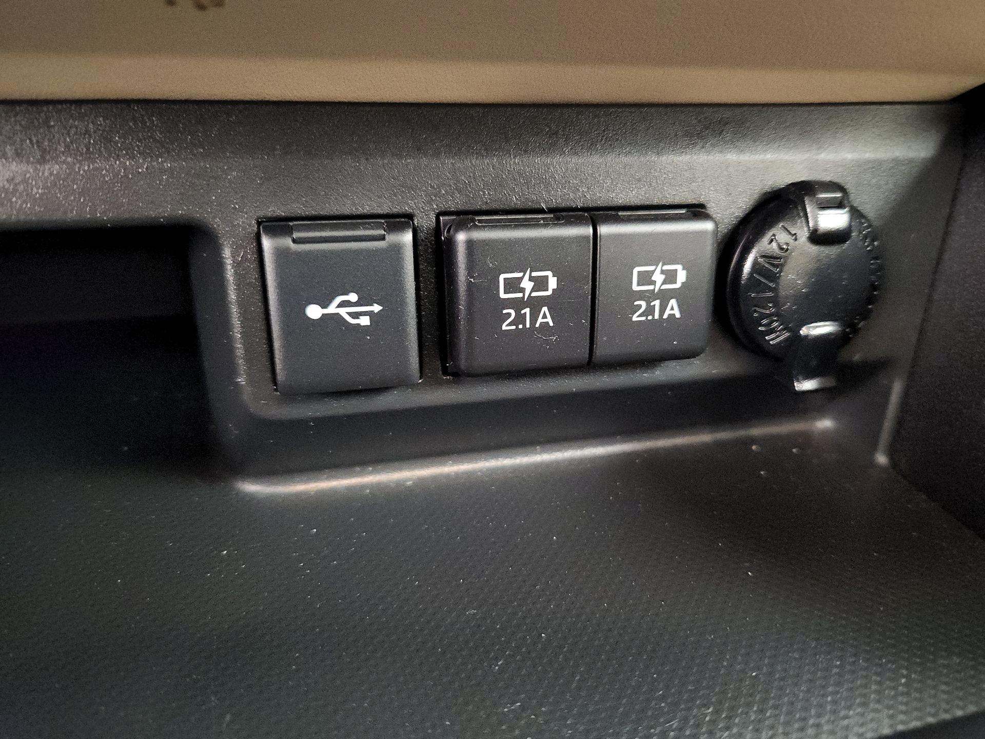 Thumbnail: 2021 Toyota Highlander - 18