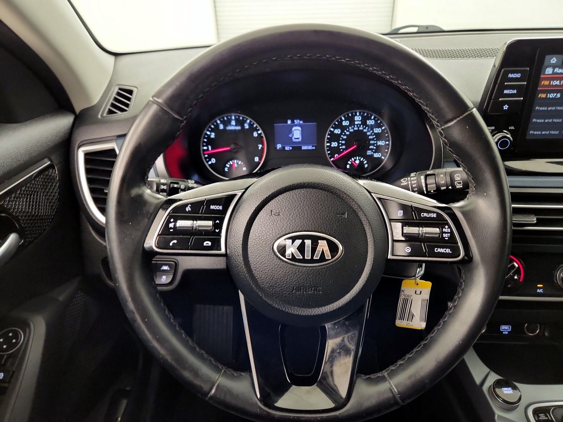 Thumbnail: 2021 Kia Seltos - 10