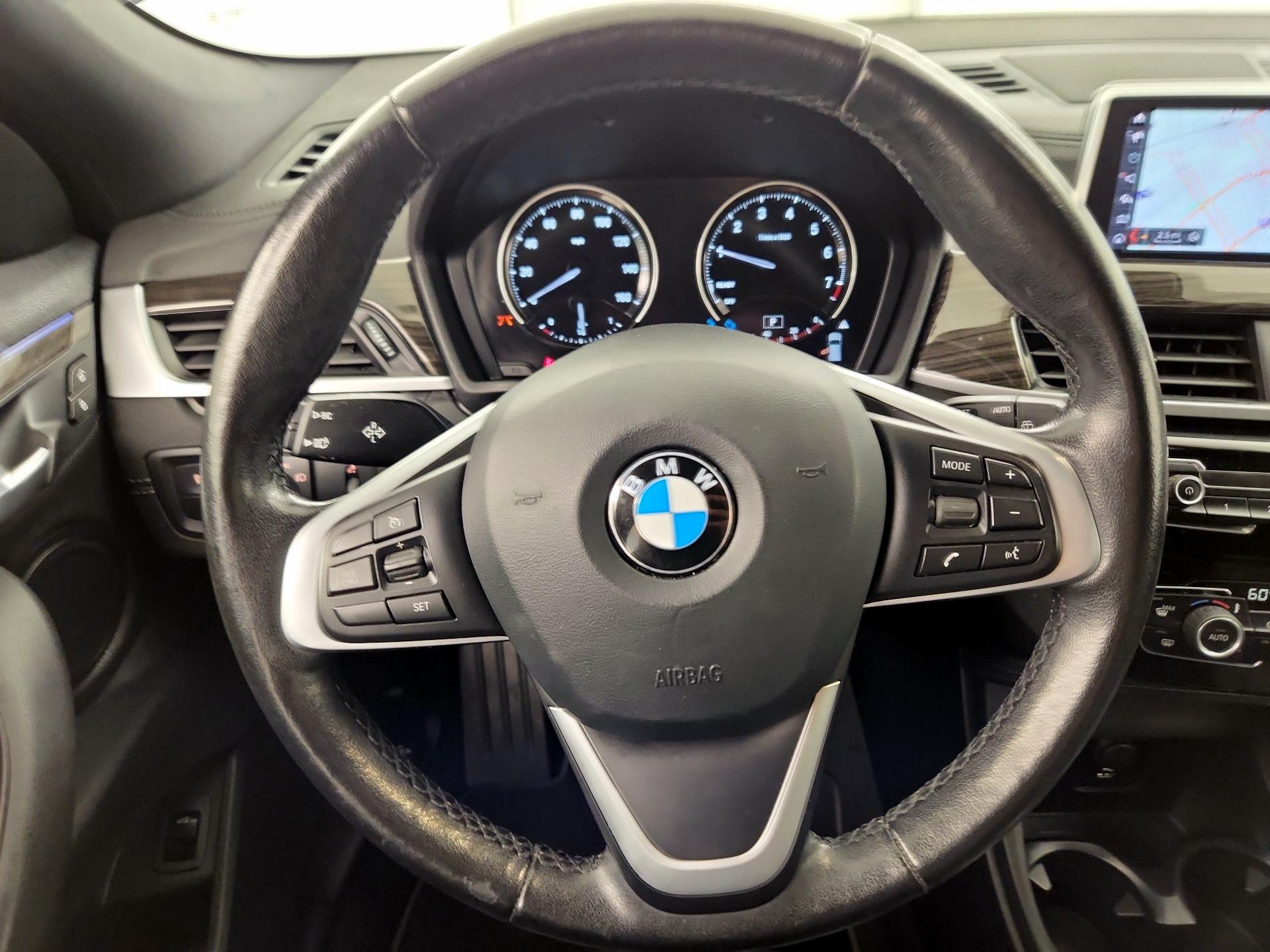 Thumbnail: 2021 BMW X2 - 10