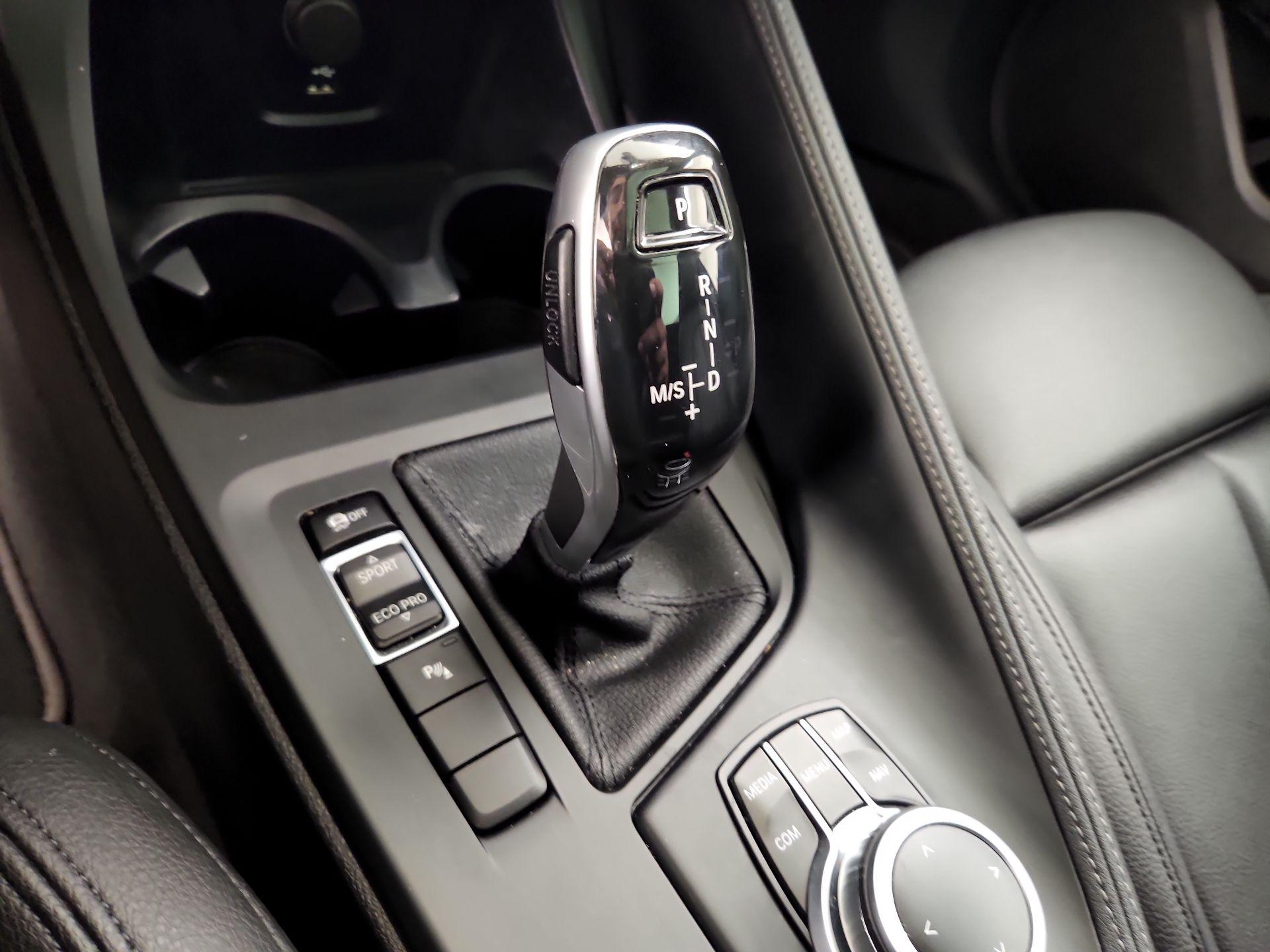 Thumbnail: 2021 BMW X2 - 18