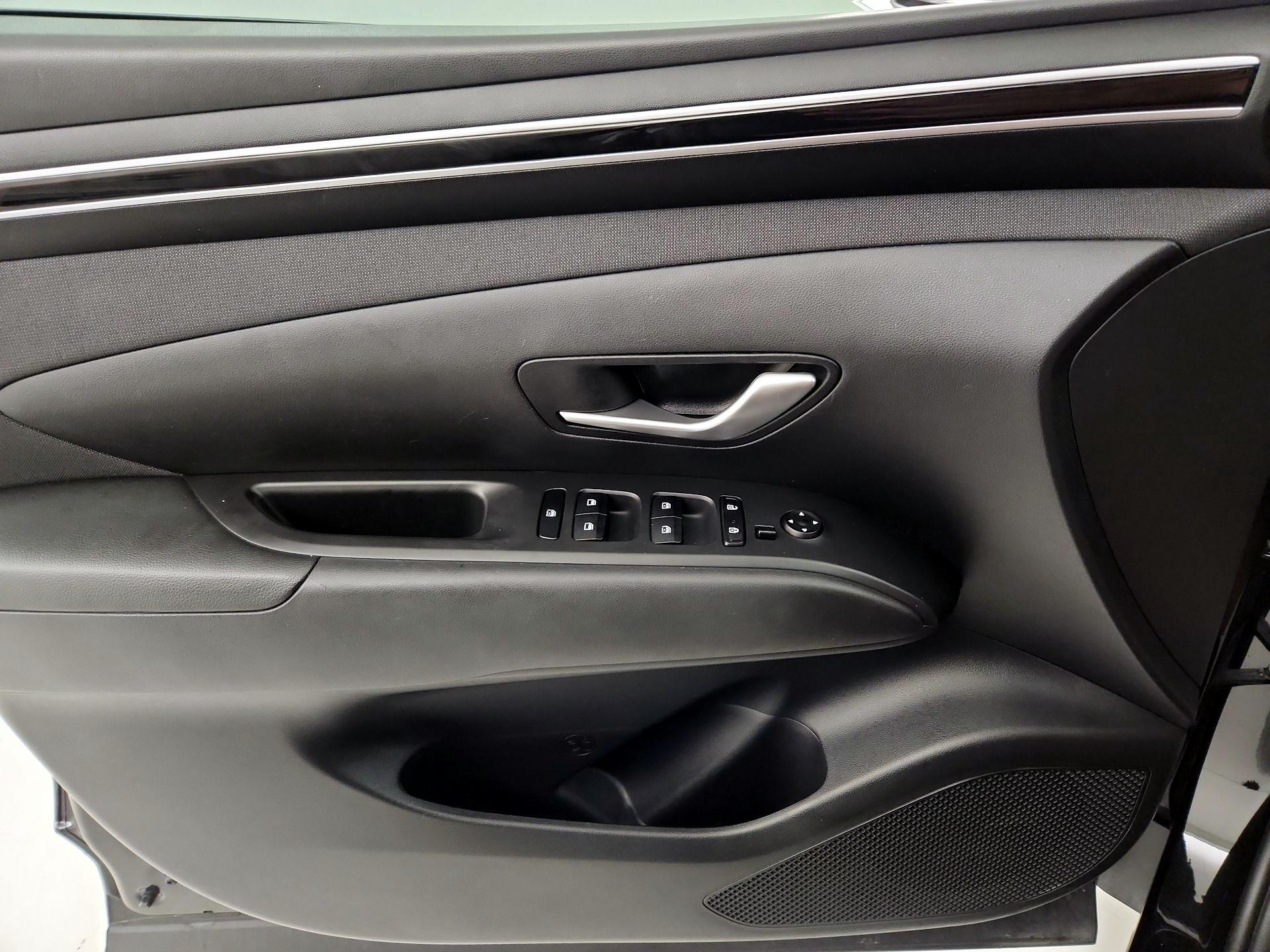 Thumbnail: 2023 Hyundai Tucson - 12