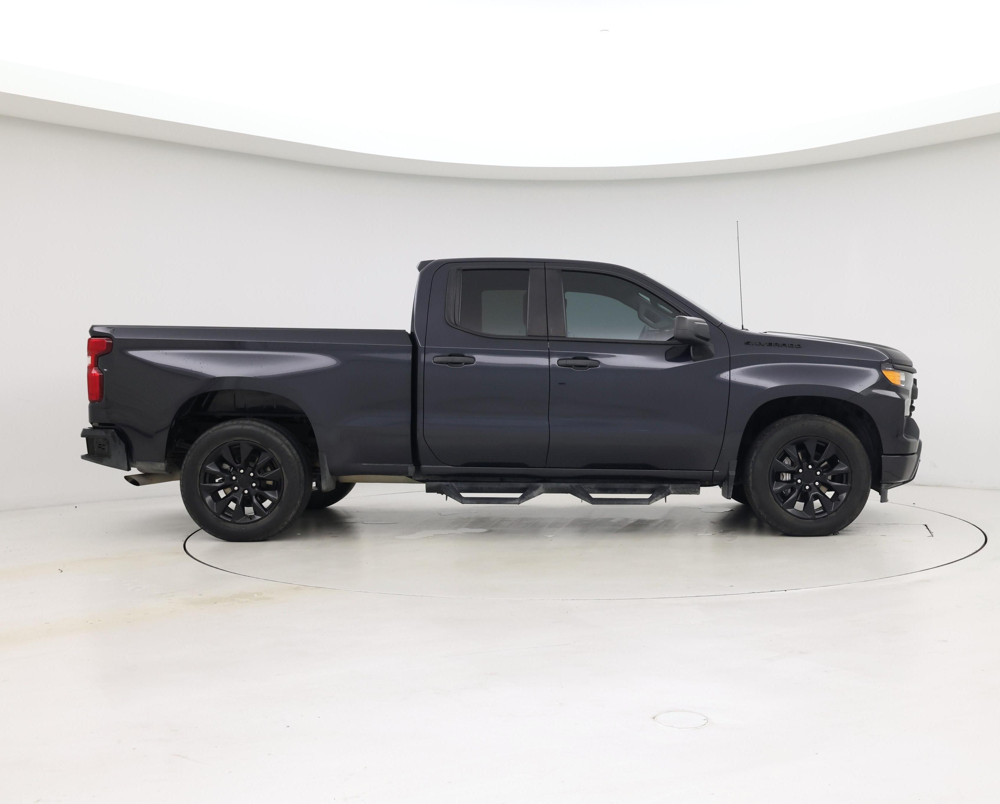 Thumbnail: 2023 Chevrolet Silverado 1500 - 7