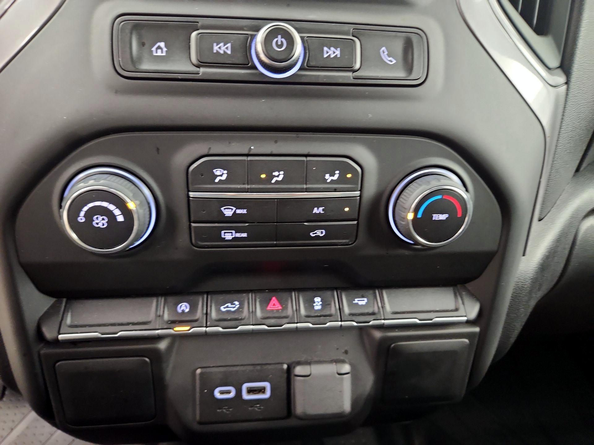 Thumbnail: 2022 Chevrolet Silverado 1500 - 16