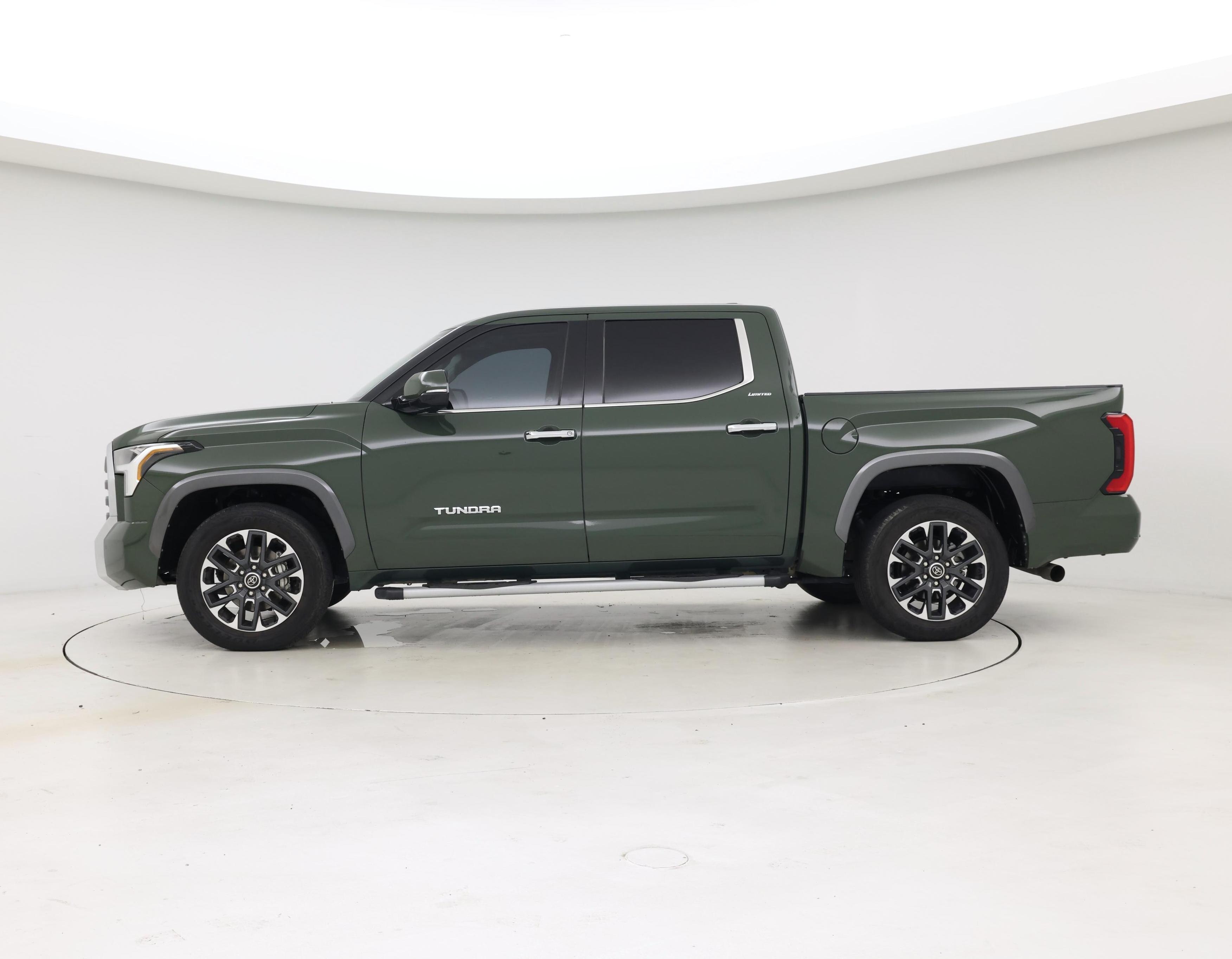 Thumbnail: 2022 Toyota Tundra - 3