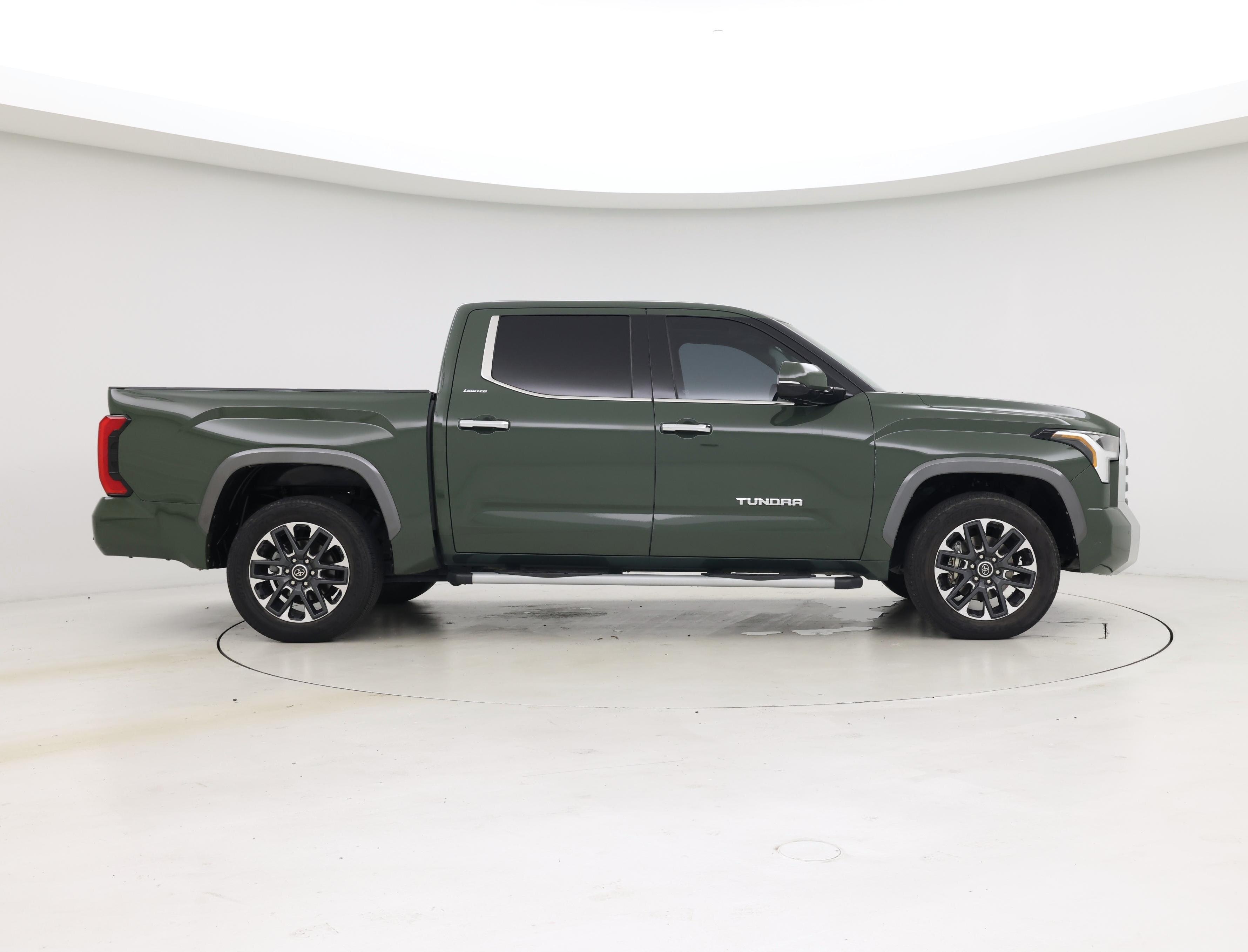 Thumbnail: 2022 Toyota Tundra - 7