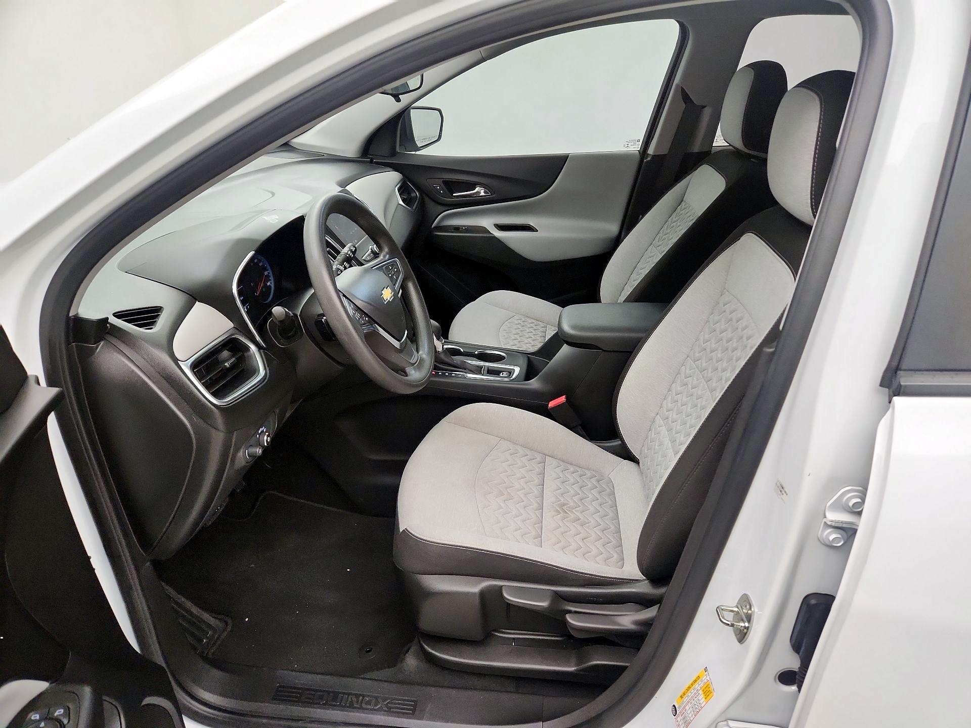 Thumbnail: 2022 Chevrolet Equinox - 11