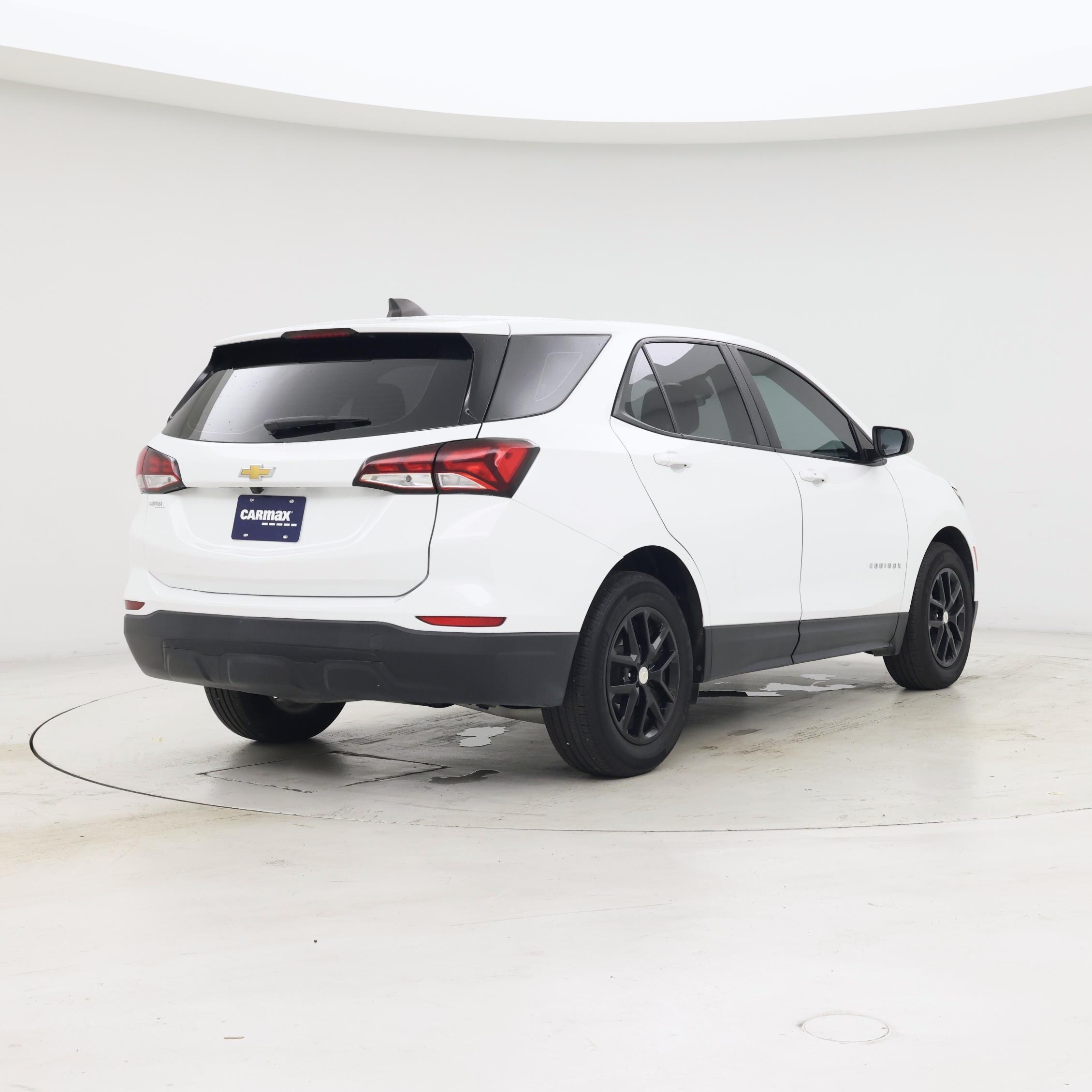 Thumbnail: 2022 Chevrolet Equinox - 8
