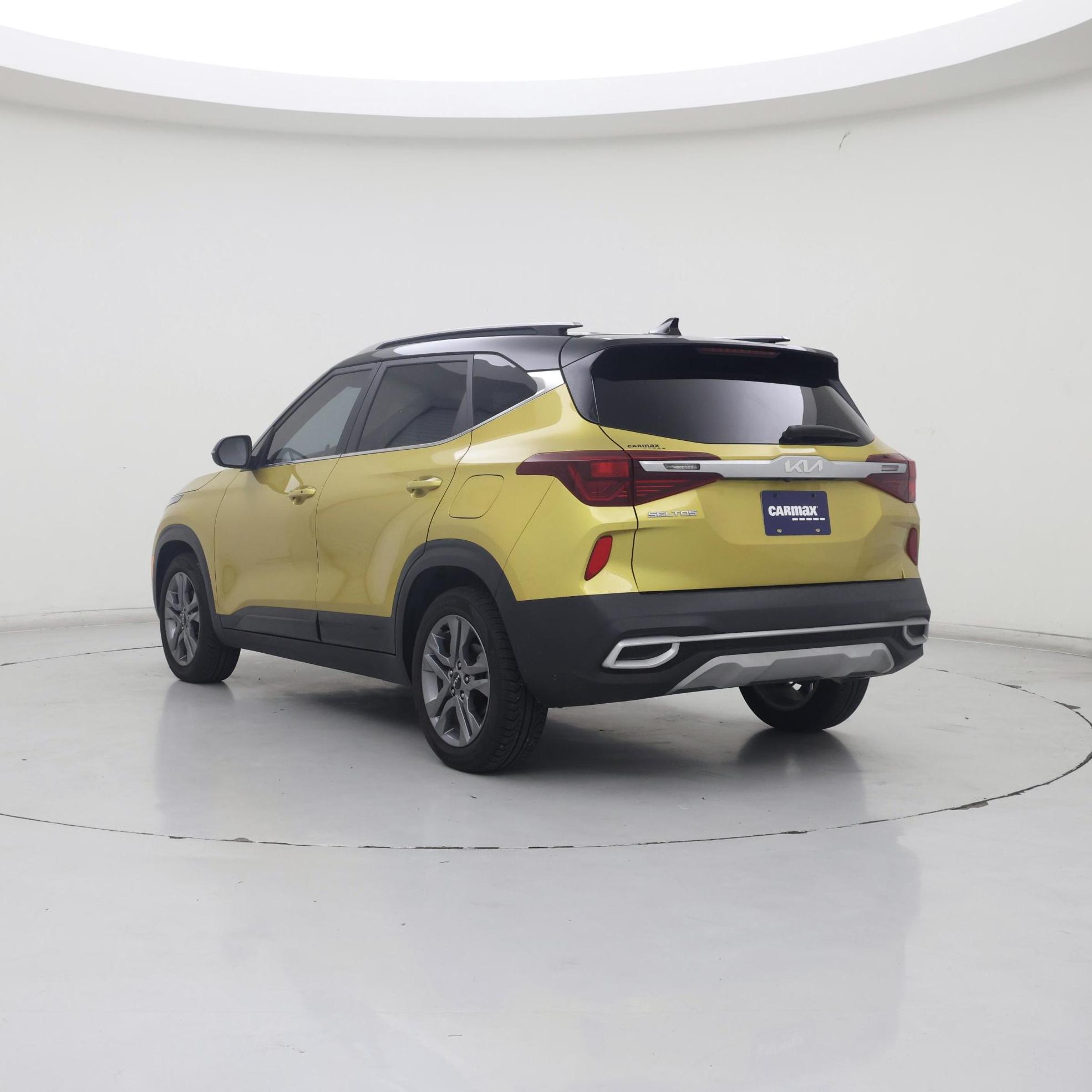Thumbnail: 2022 Kia Seltos - 2