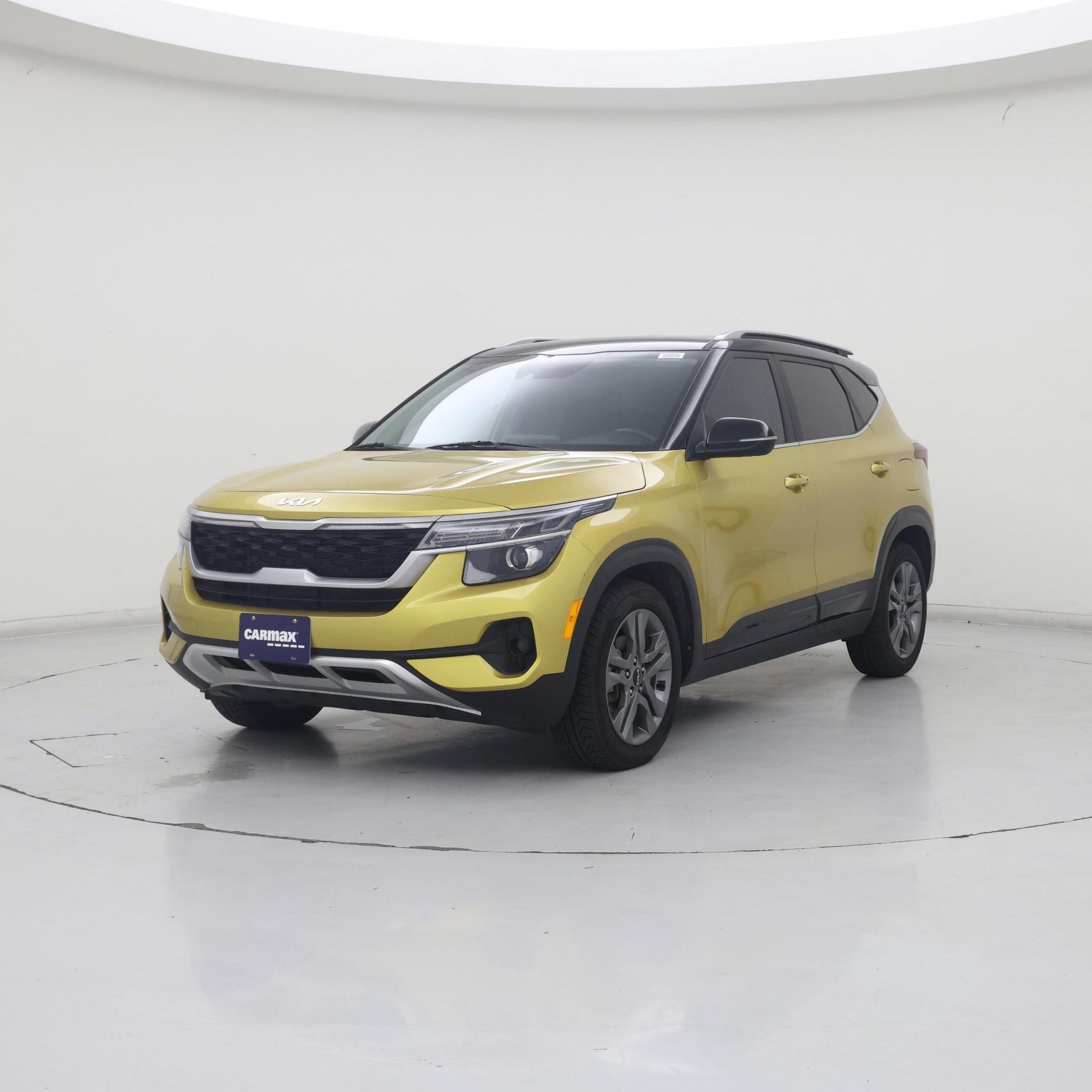 Thumbnail: 2022 Kia Seltos - 4