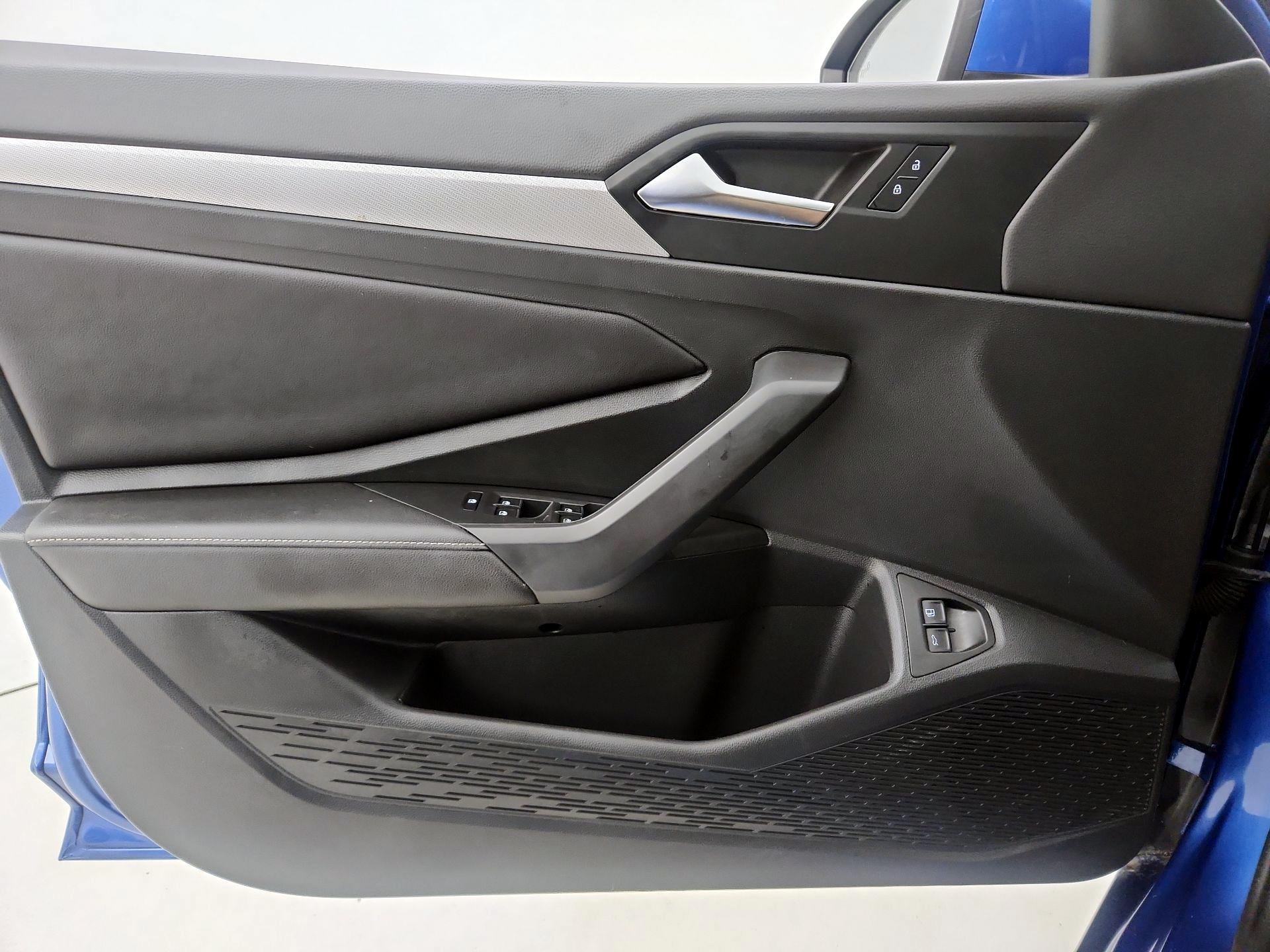 Thumbnail: 2022 Volkswagen Jetta - 12