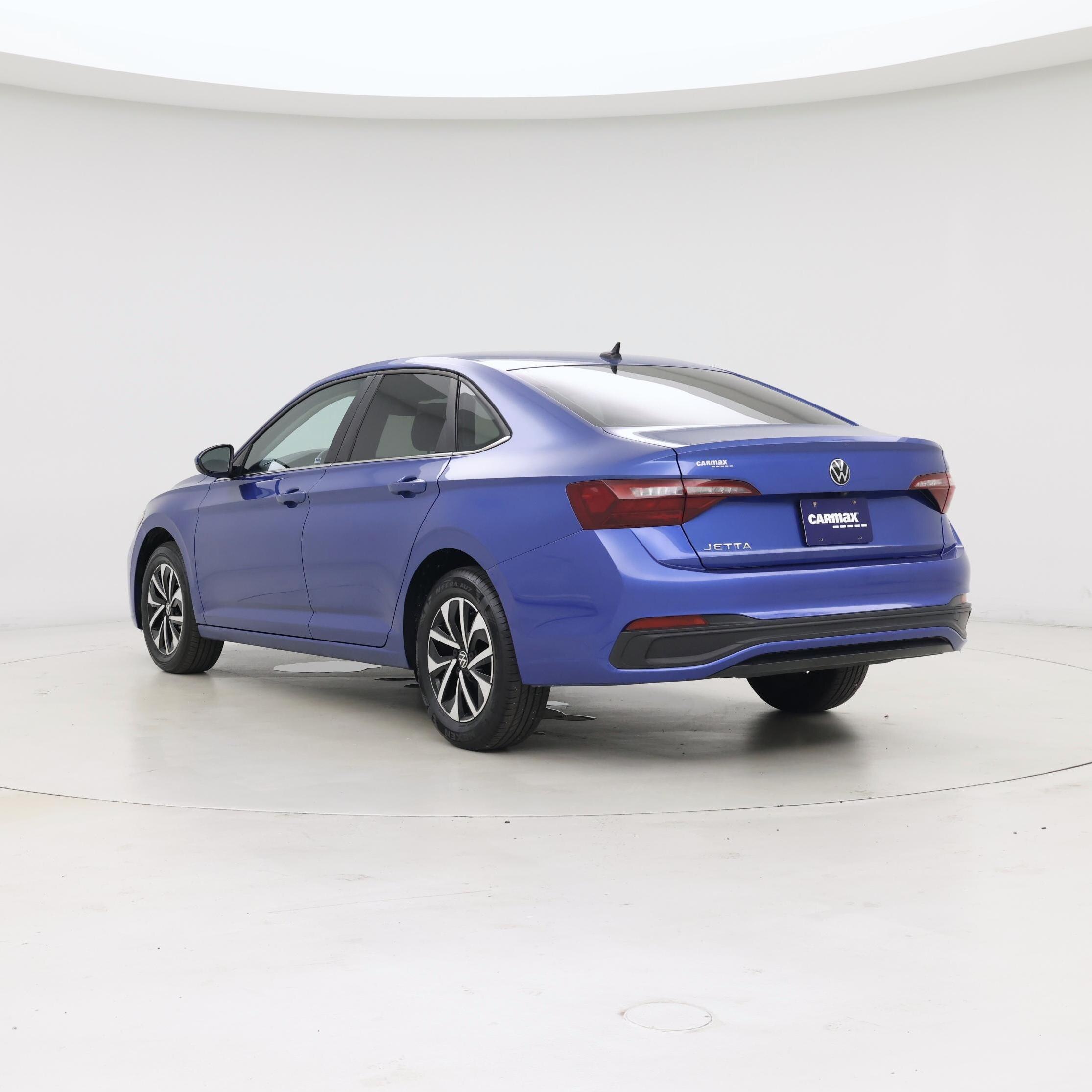 Thumbnail: 2022 Volkswagen Jetta - 2
