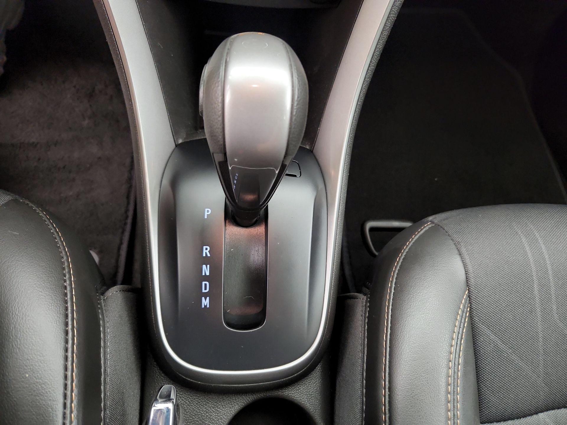 Thumbnail: 2022 Chevrolet Trax - 17