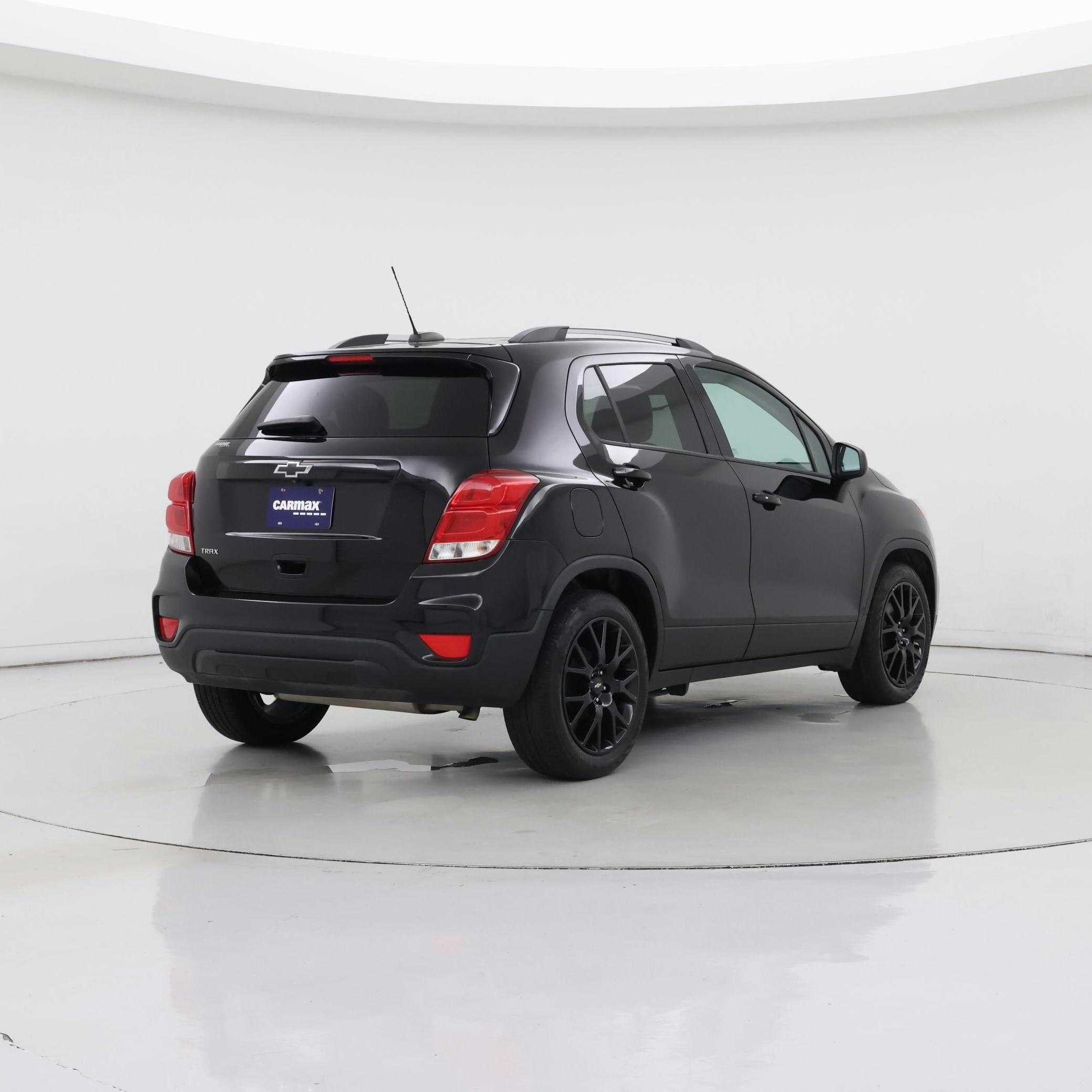 Thumbnail: 2022 Chevrolet Trax - 8