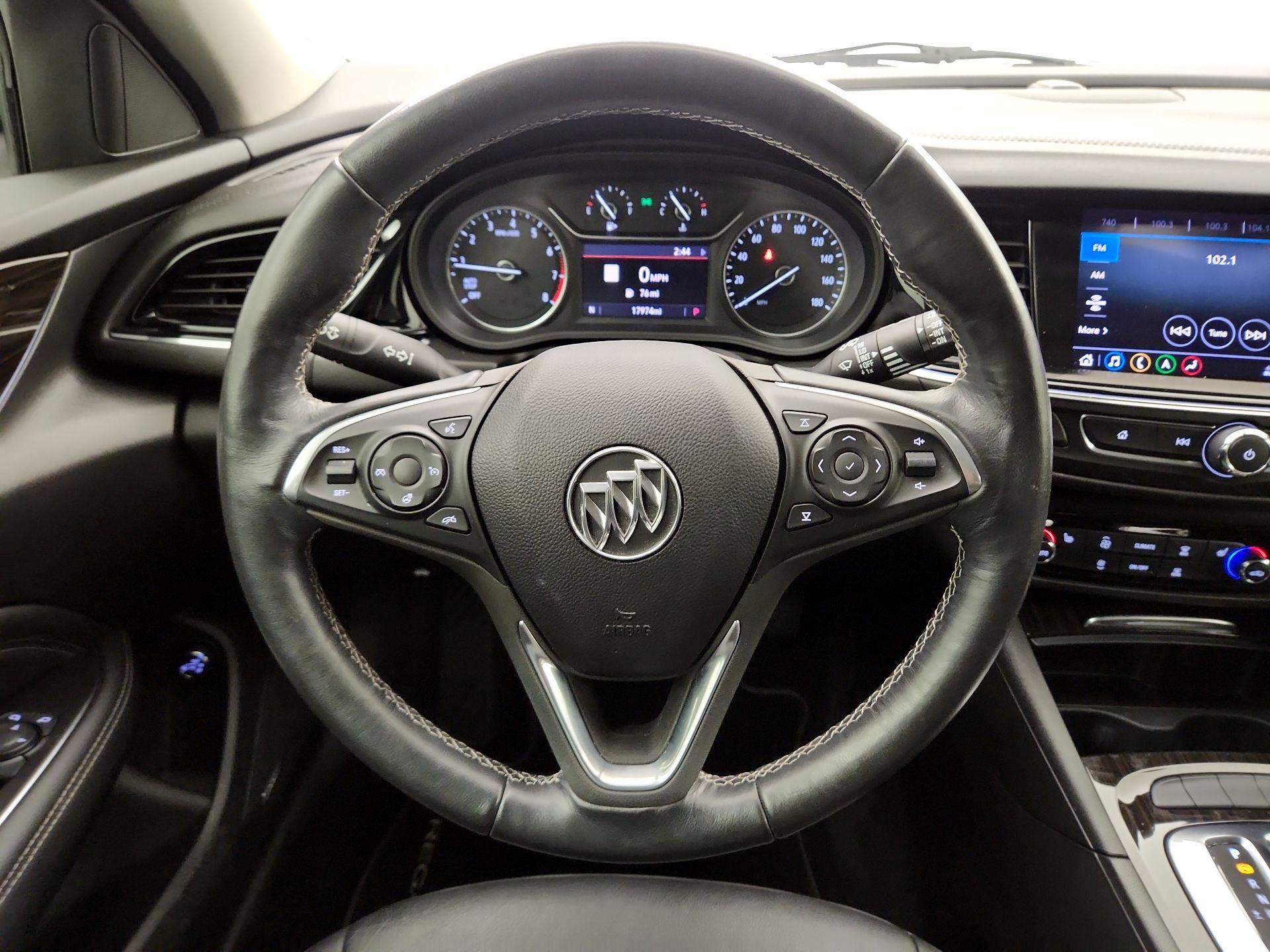 Thumbnail: 2018 Buick Regal - 10