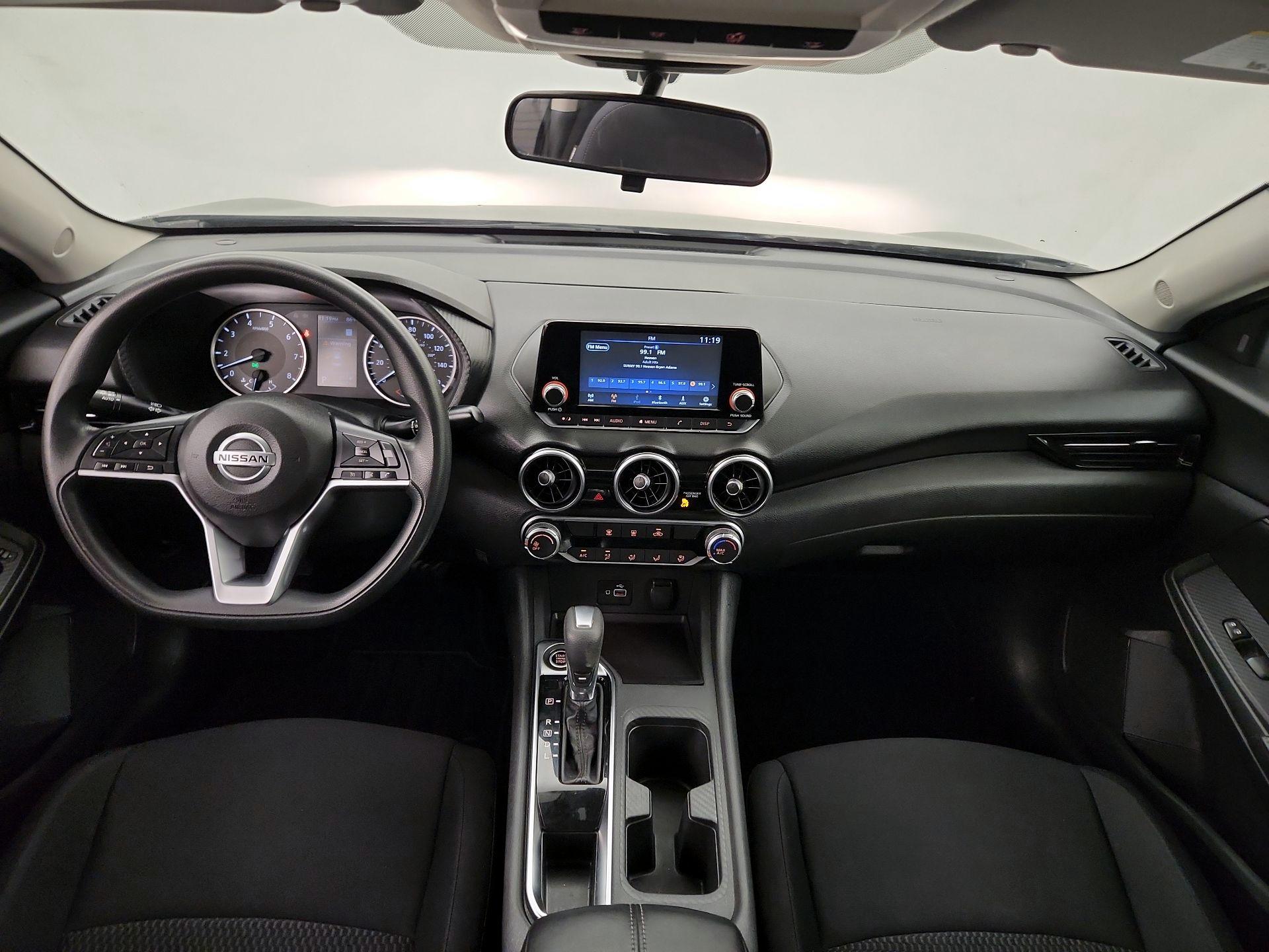 Thumbnail: 2020 Nissan Sentra - 9